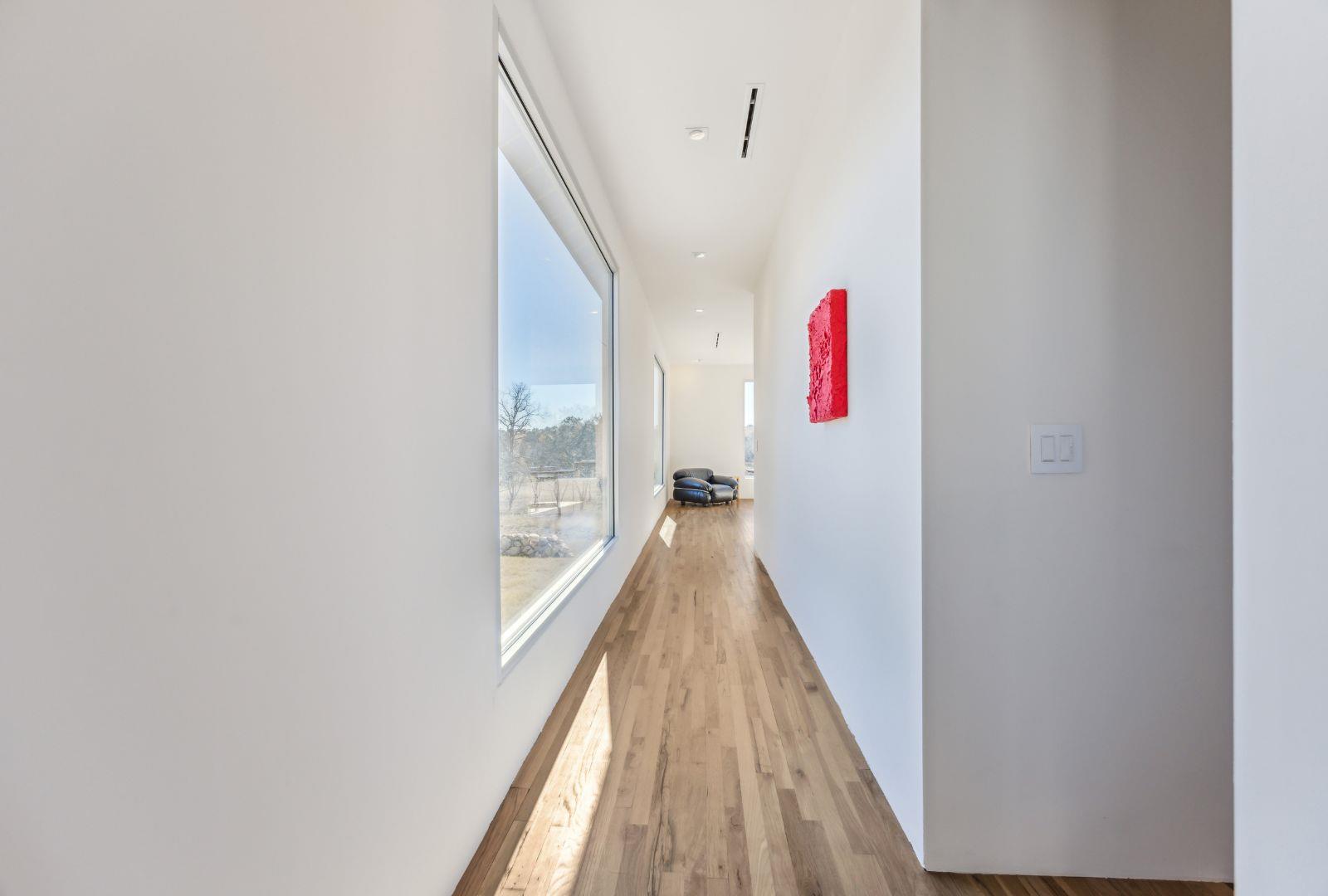 Image 22 of 40 For 1037 Ranch Road 962 W