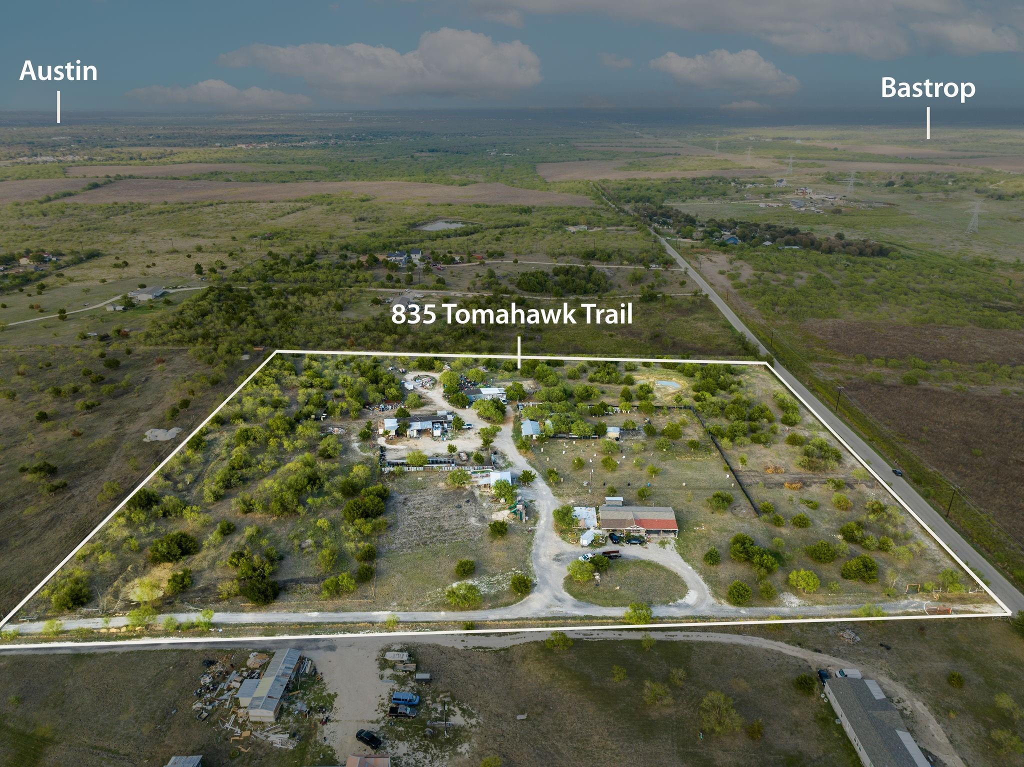 Details for 835 Tomahawk Trl, Dale, TX 78616