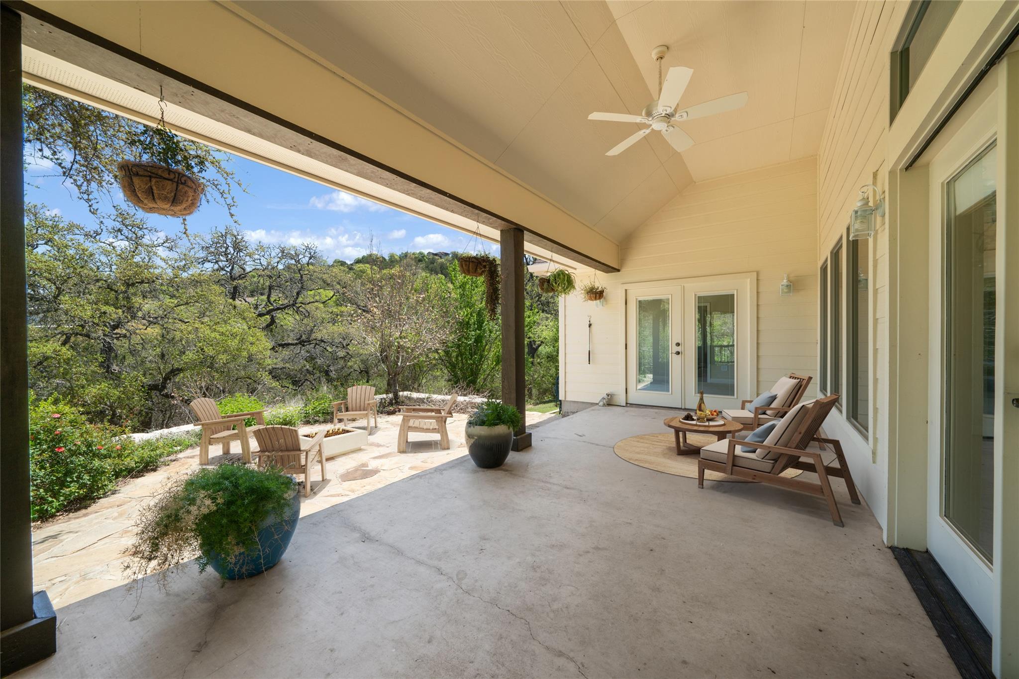 Image 26 of 35 For 170 Echo Canyon Dr N