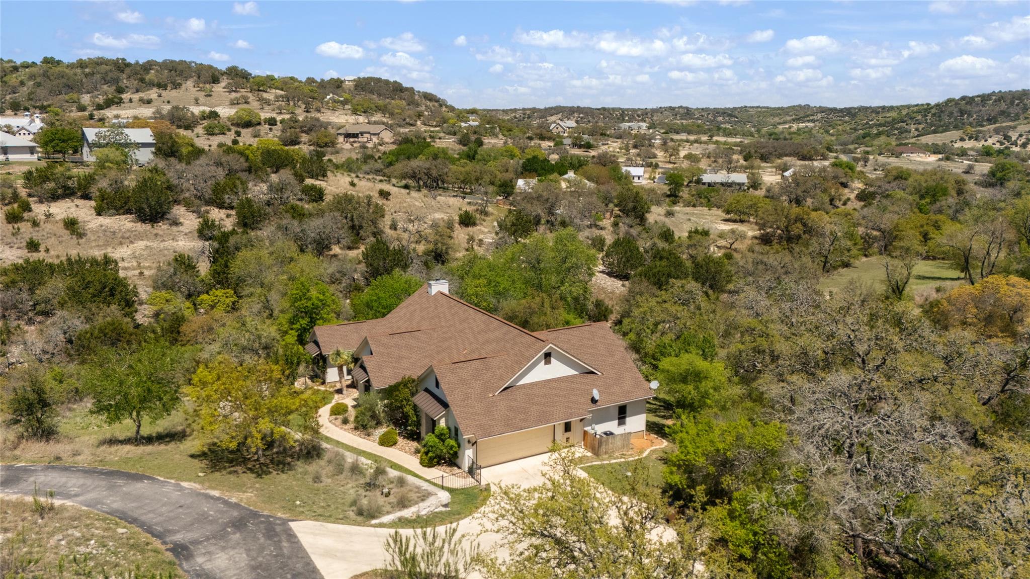 Image 32 of 35 For 170 Echo Canyon Dr N