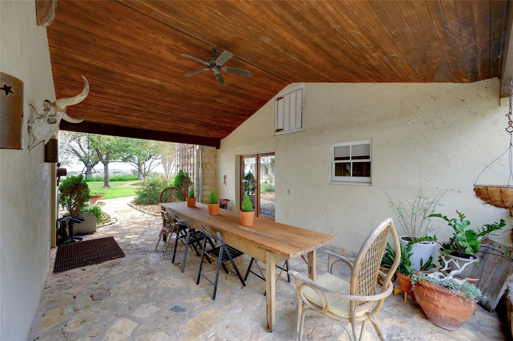 Image 16 of 38 For 341 Stallion Estates Dr