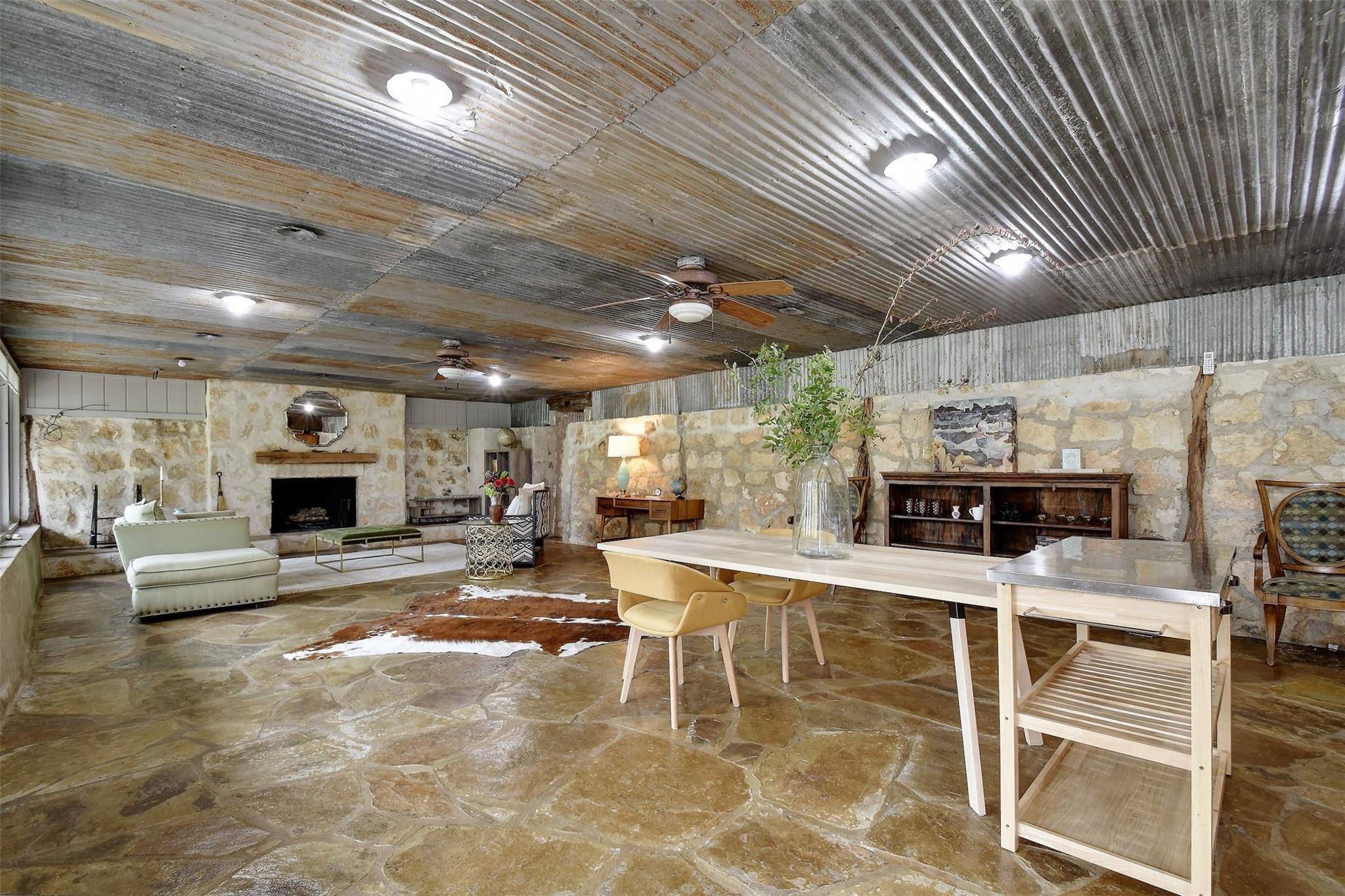 Image 28 of 38 For 341 Stallion Estates Dr
