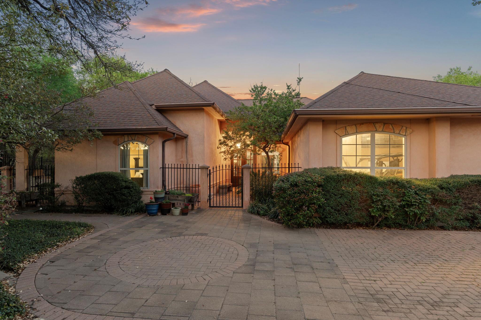 Details for 200 Red Bird Ln, Kingsbury, TX 78638