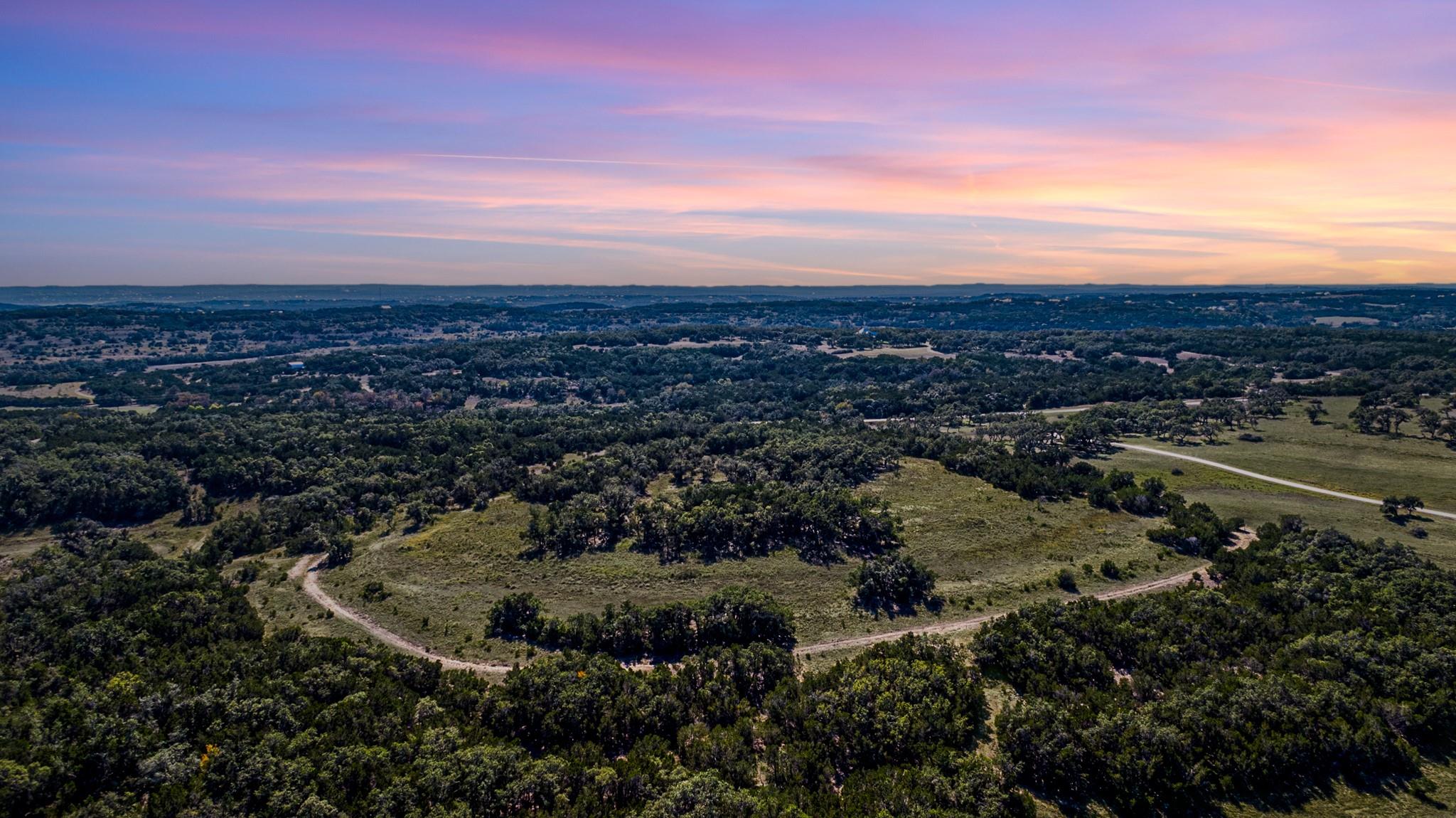 Image 2 of 39 For 00 Fm 32 Dr W