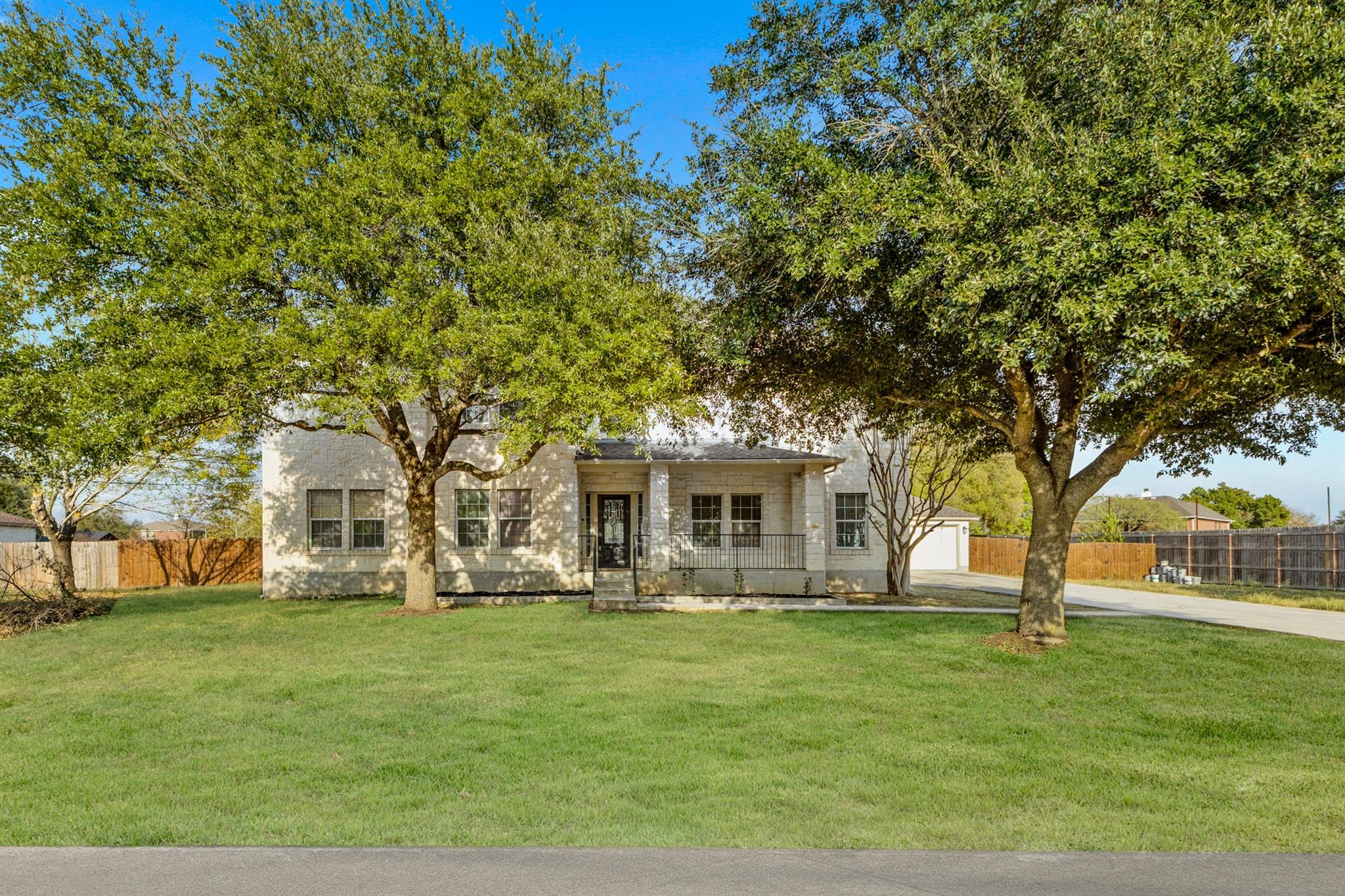 Details for 600 Bella Vista Circle Cir, Kyle, TX 78640