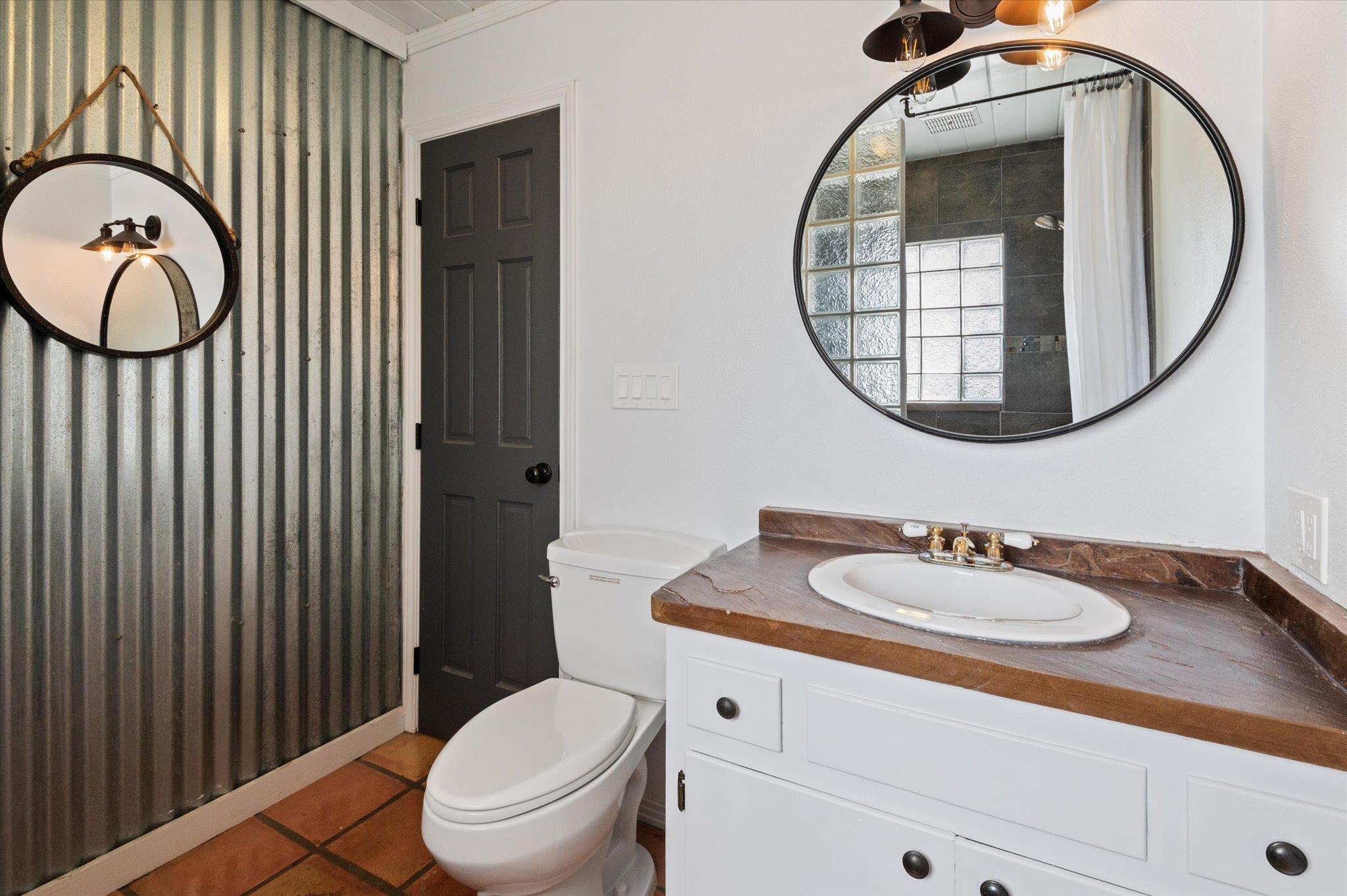 Image 12 of 34 For 215 Go Away Rd