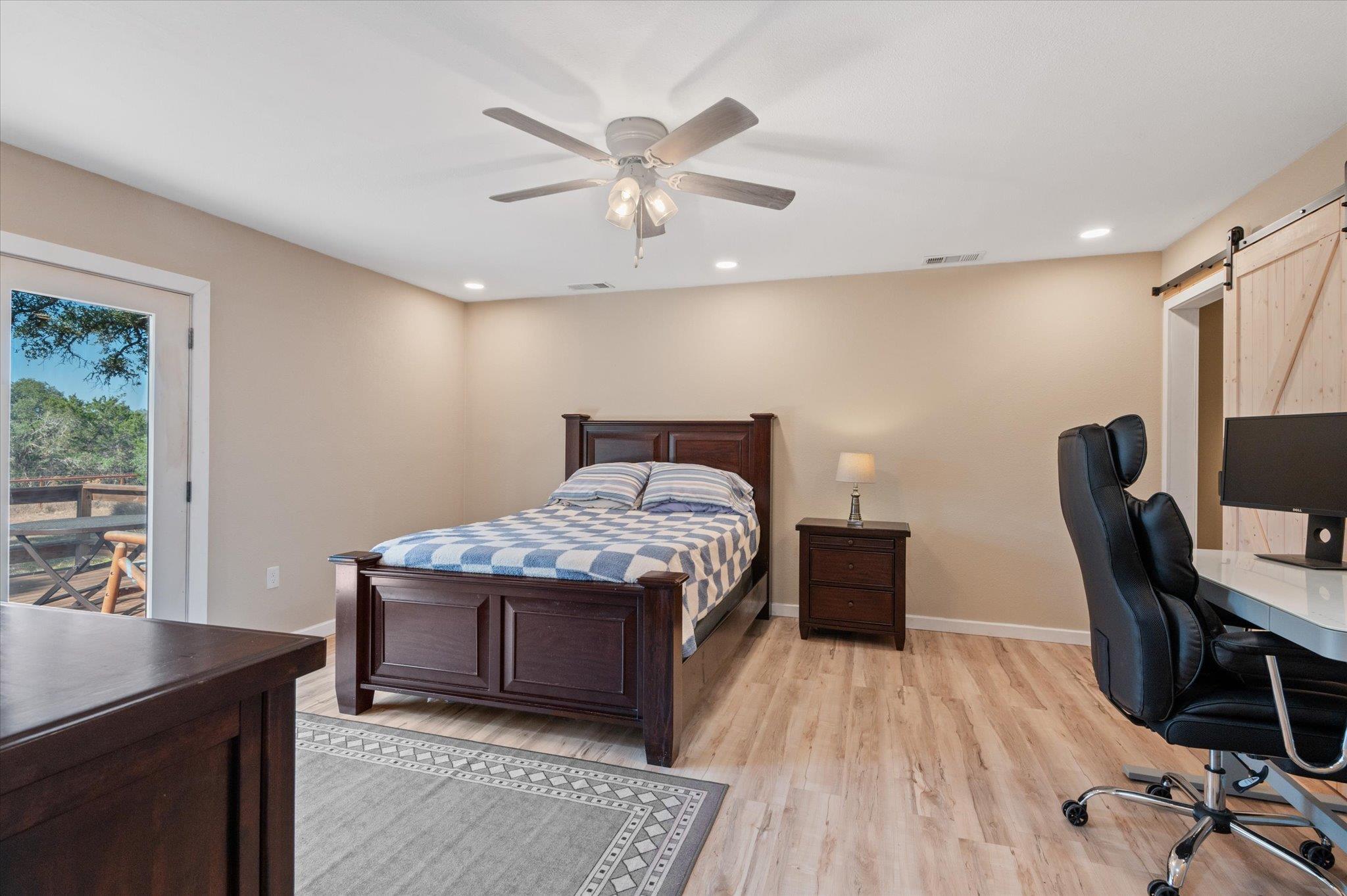 Image 19 of 34 For 215 Go Away Rd