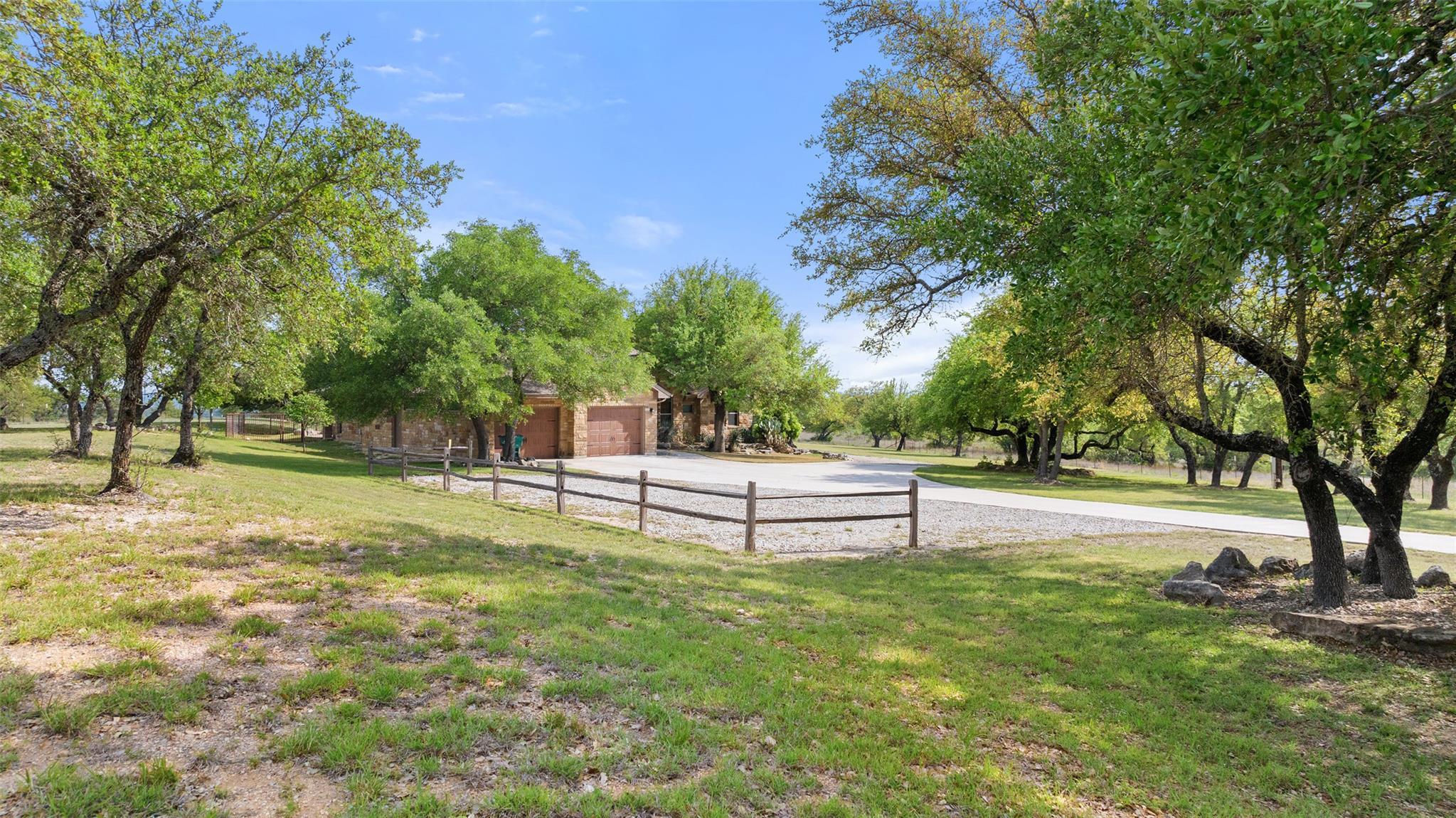 Image 28 of 40 For 101 Crooked Oak Ln