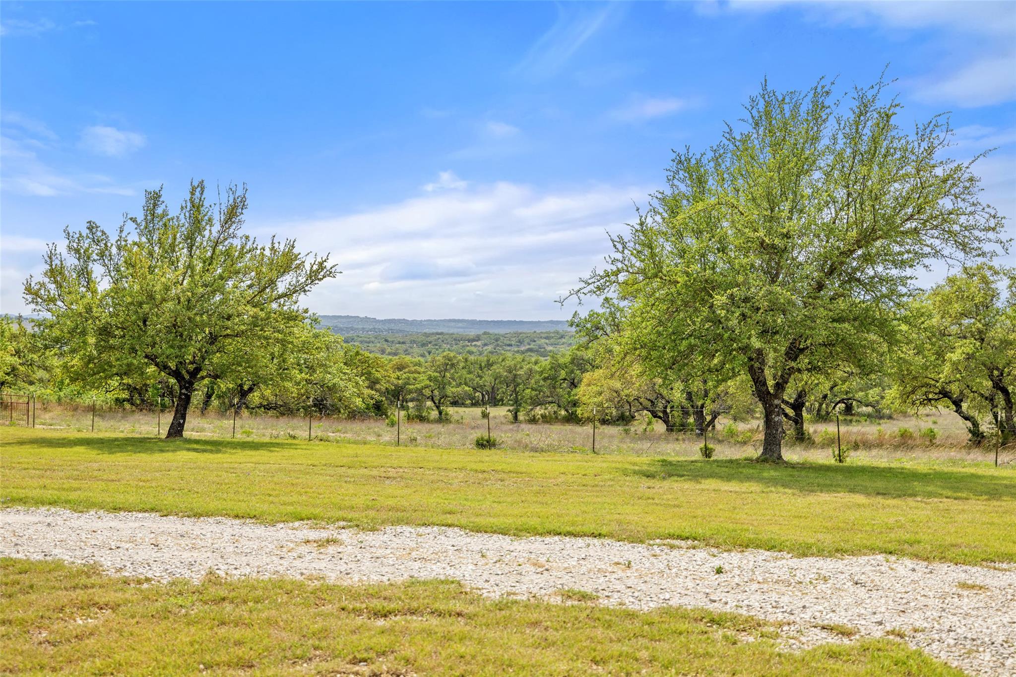 Image 32 of 40 For 101 Crooked Oak Ln