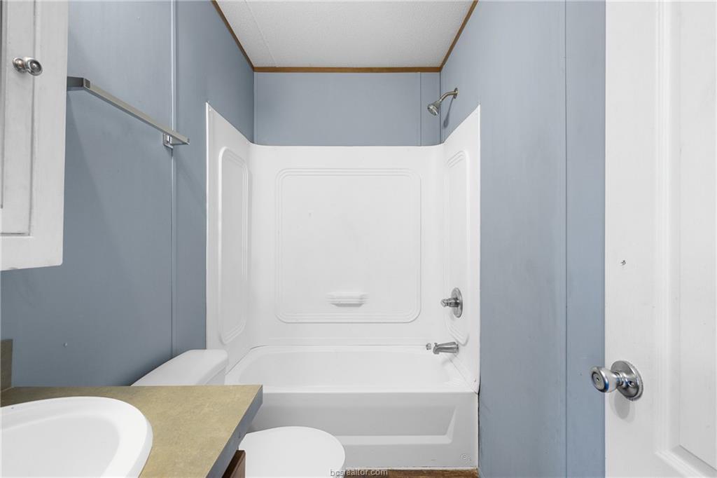 Image 12 of 32 For 2361 Smetana Rd