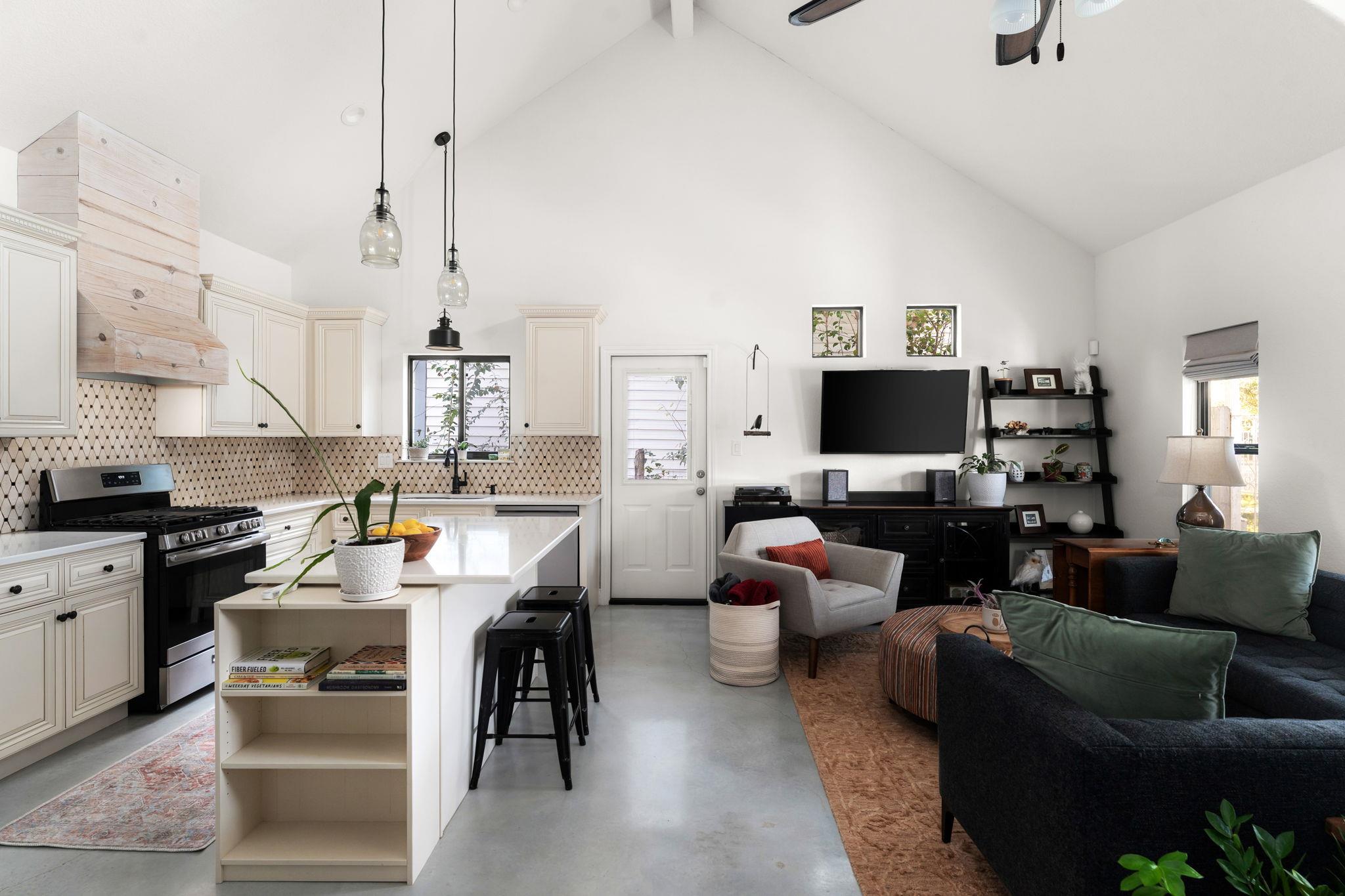 Image 12 of 35 For 1441 Katy St