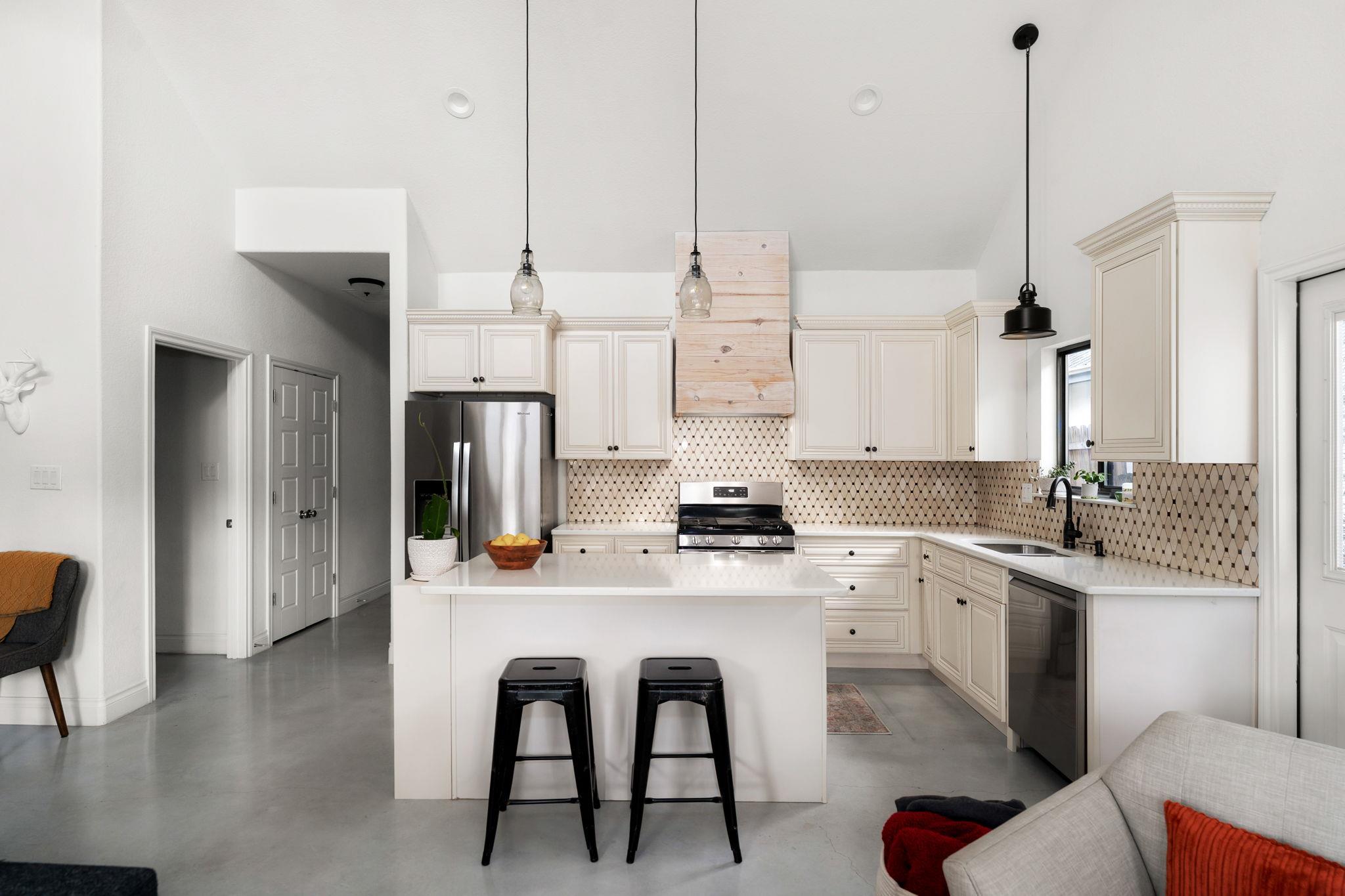 Image 16 of 35 For 1441 Katy St