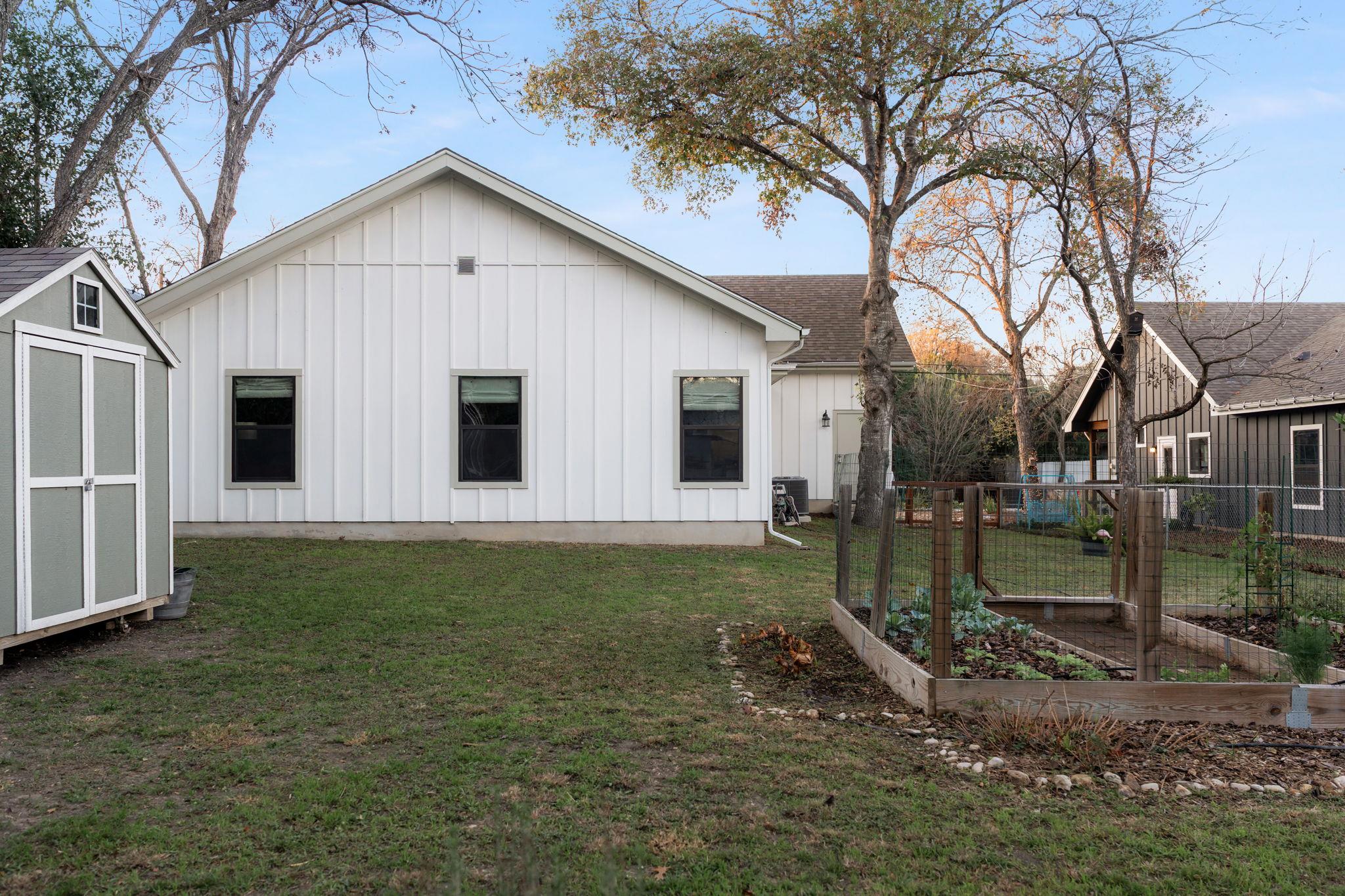 Image 34 of 35 For 1441 Katy St