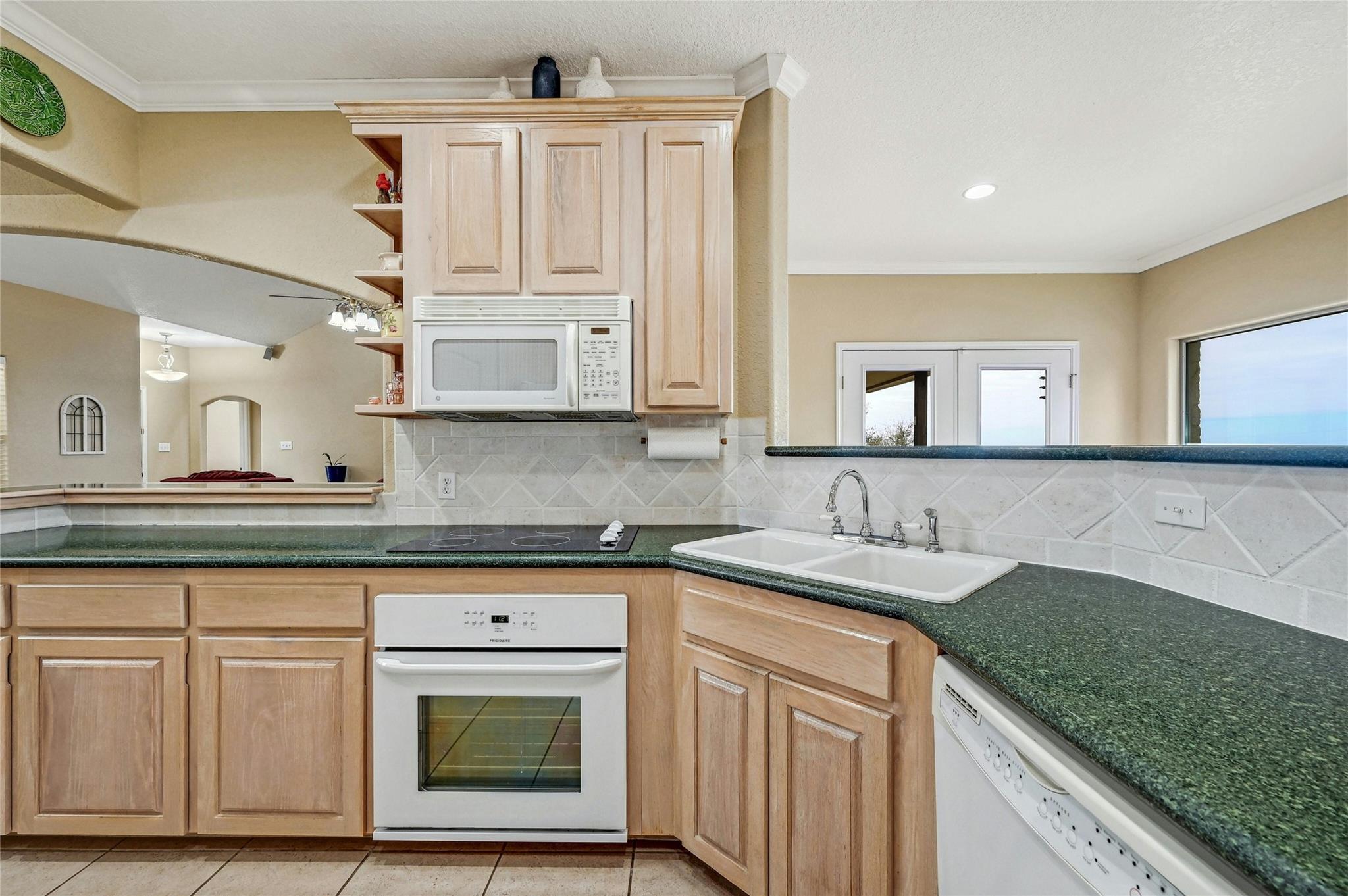 Image 11 of 28 For 1370 Sunset Vw