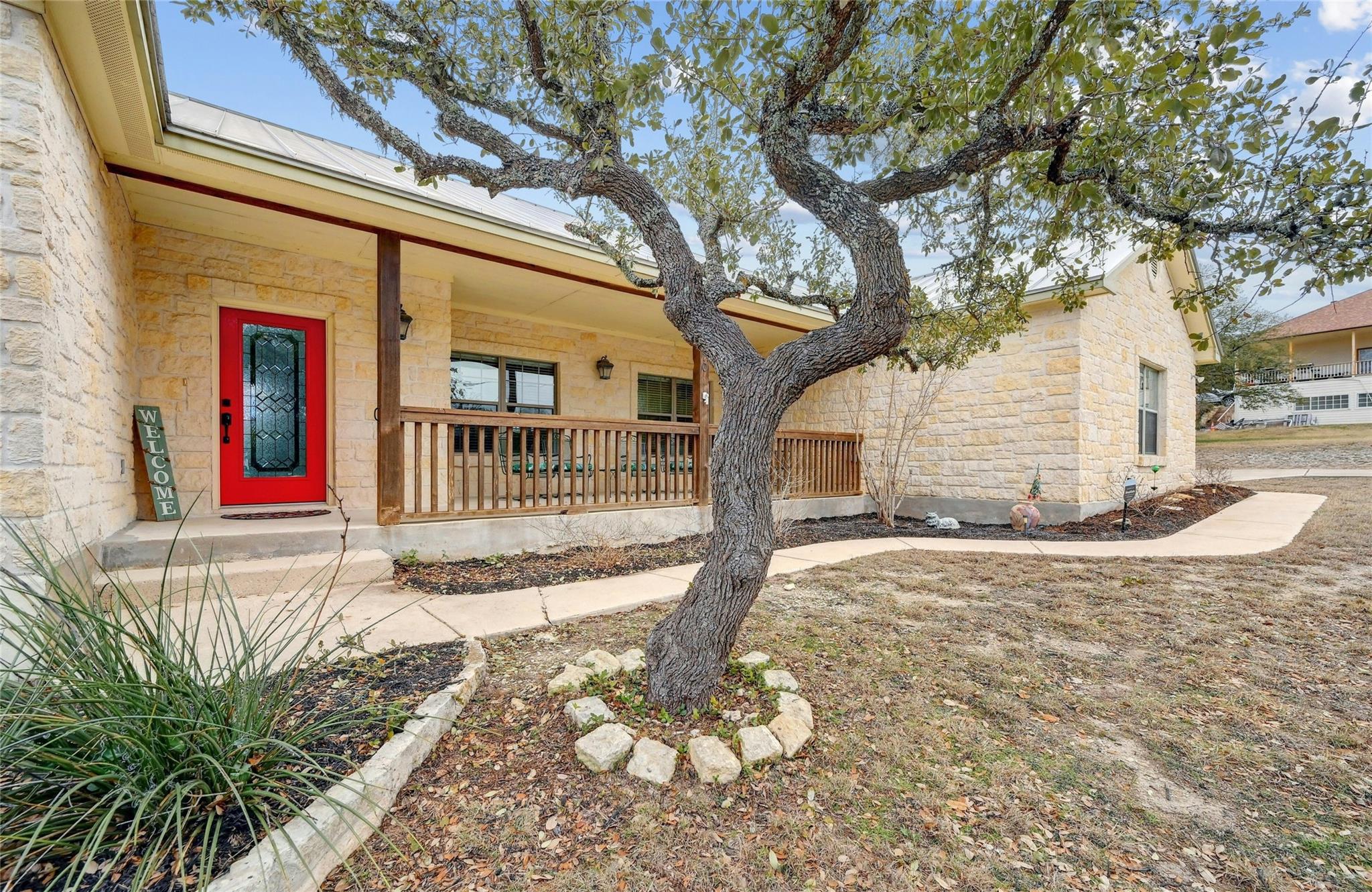 Image 2 of 28 For 1370 Sunset Vw