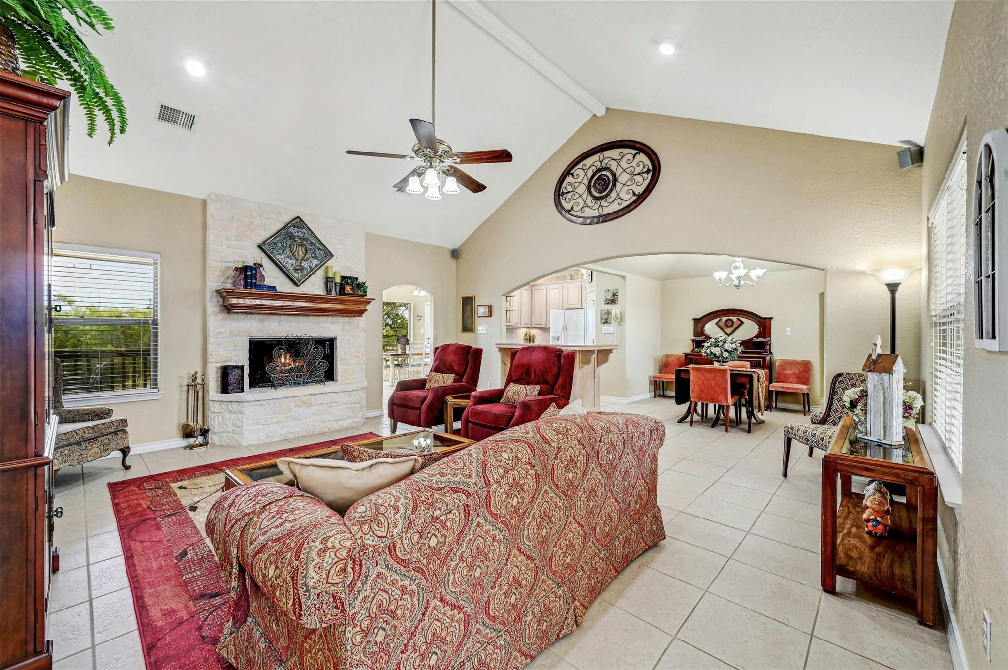 Image 4 of 28 For 1370 Sunset Vw