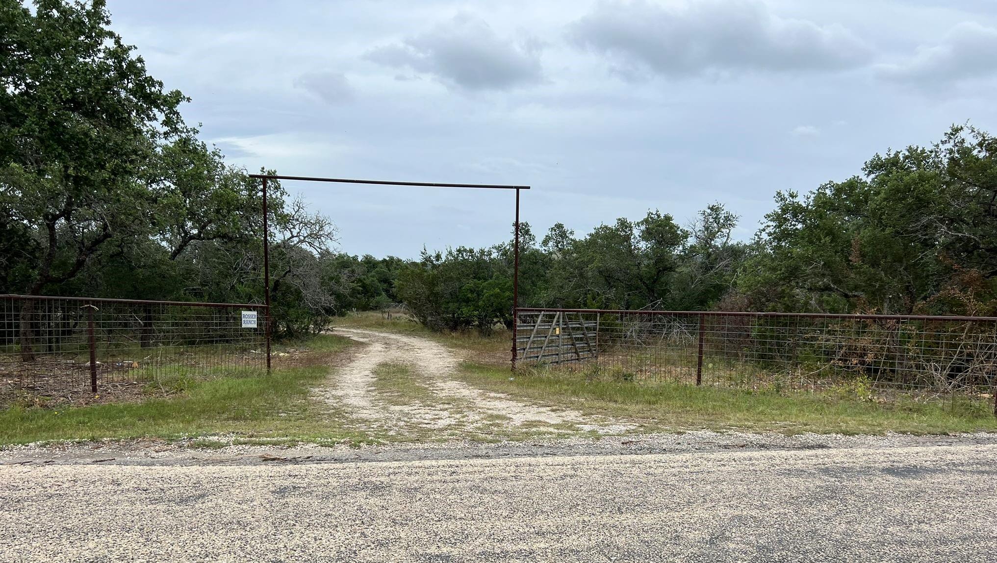 Details for 1984 Grape Creek Rd, Fredericksburg, TX 78624