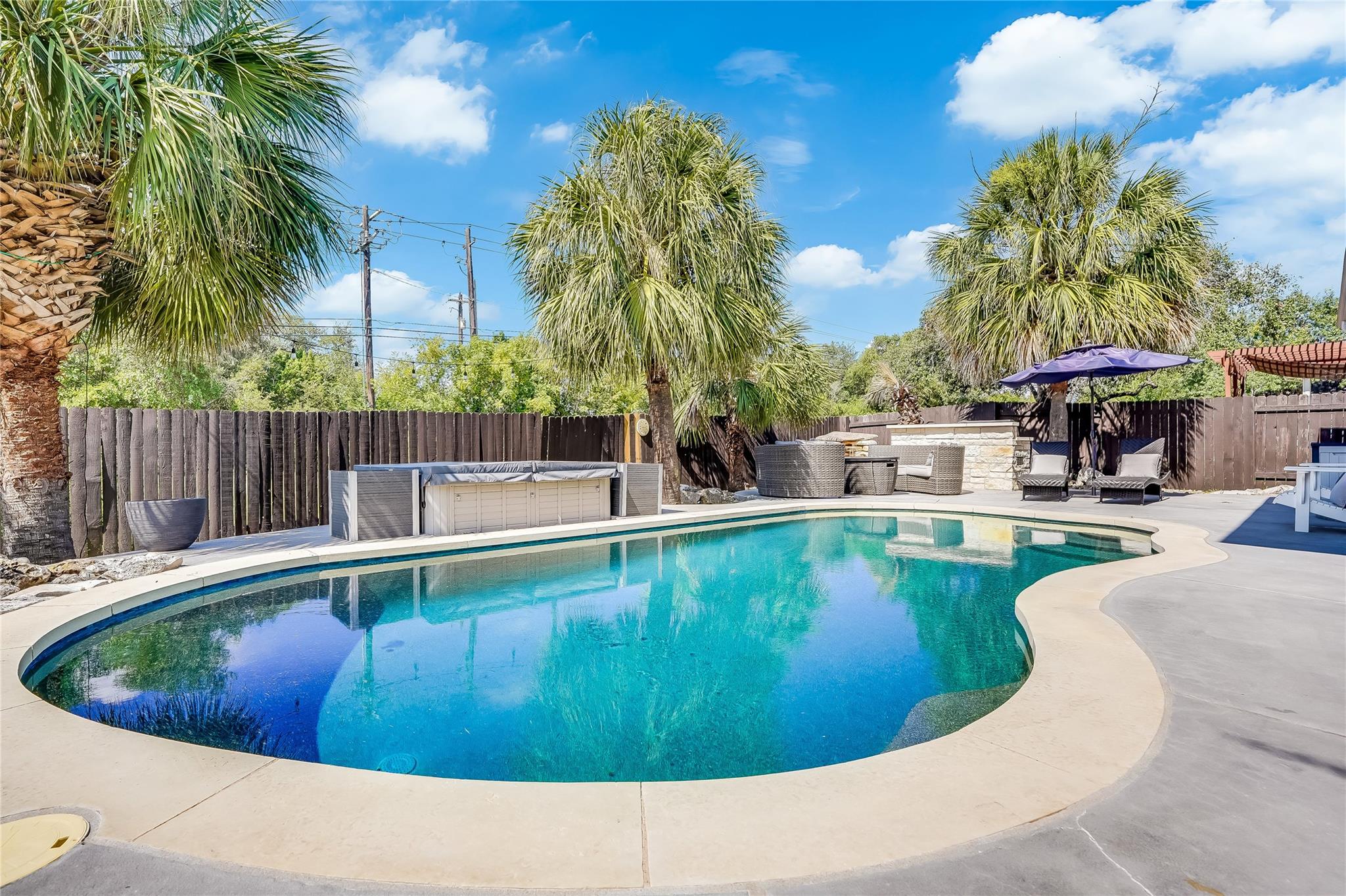 Details for 6101 Salcon Cliff Dr, Austin, TX 78749