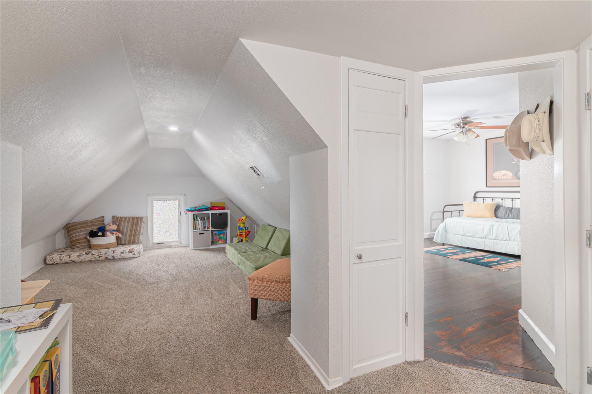 Image 15 of 26 For 204 Prim Rose St