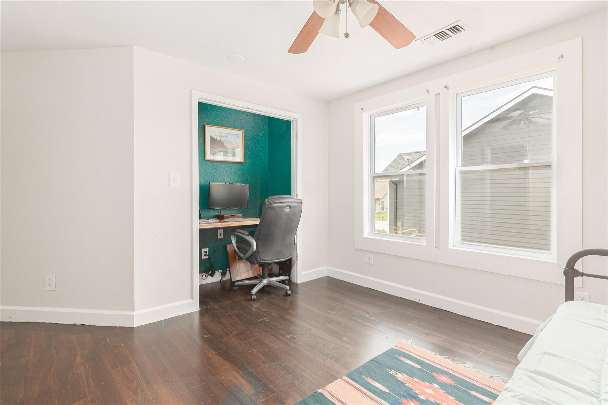 Image 17 of 26 For 204 Prim Rose St