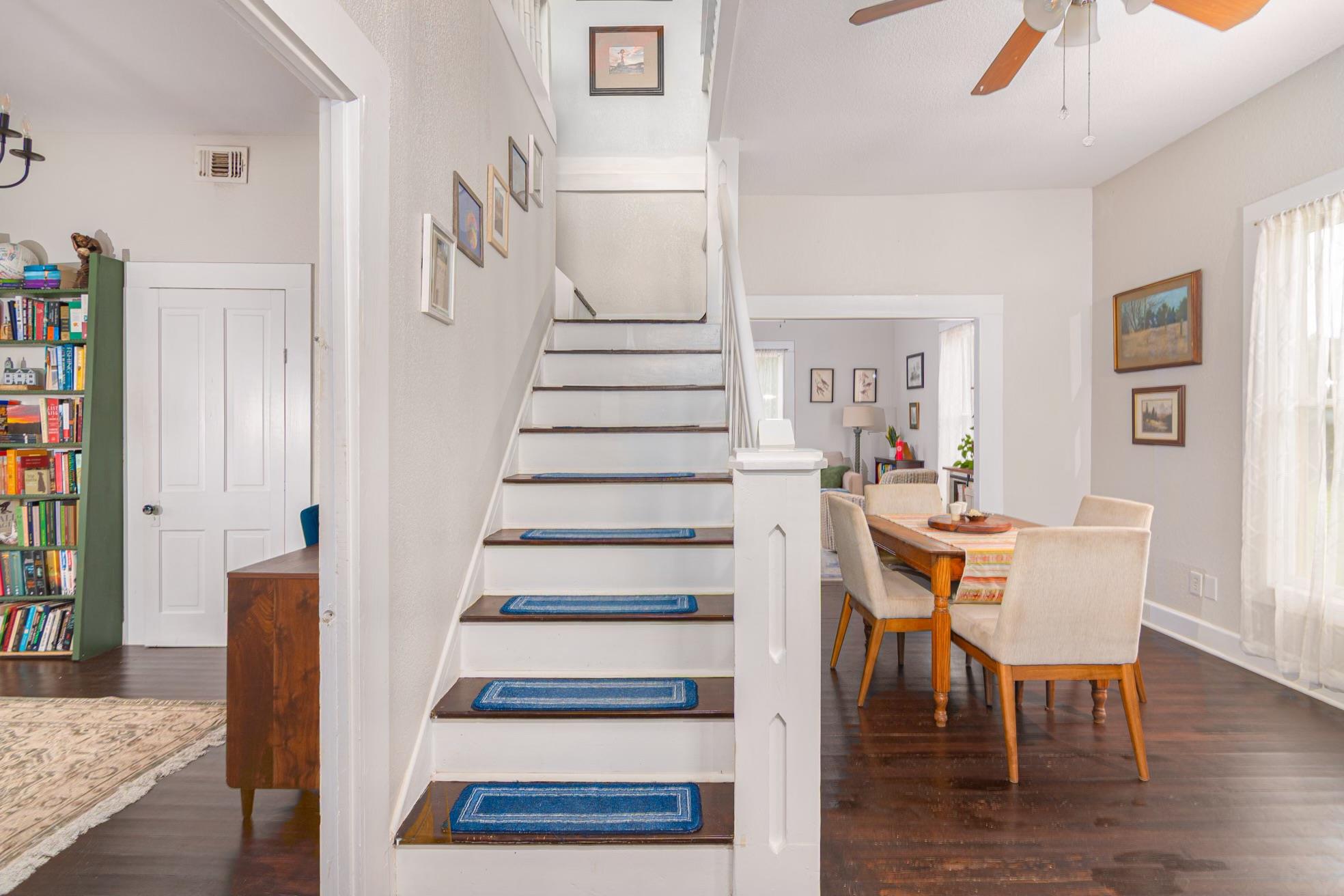 Image 23 of 26 For 204 Prim Rose St