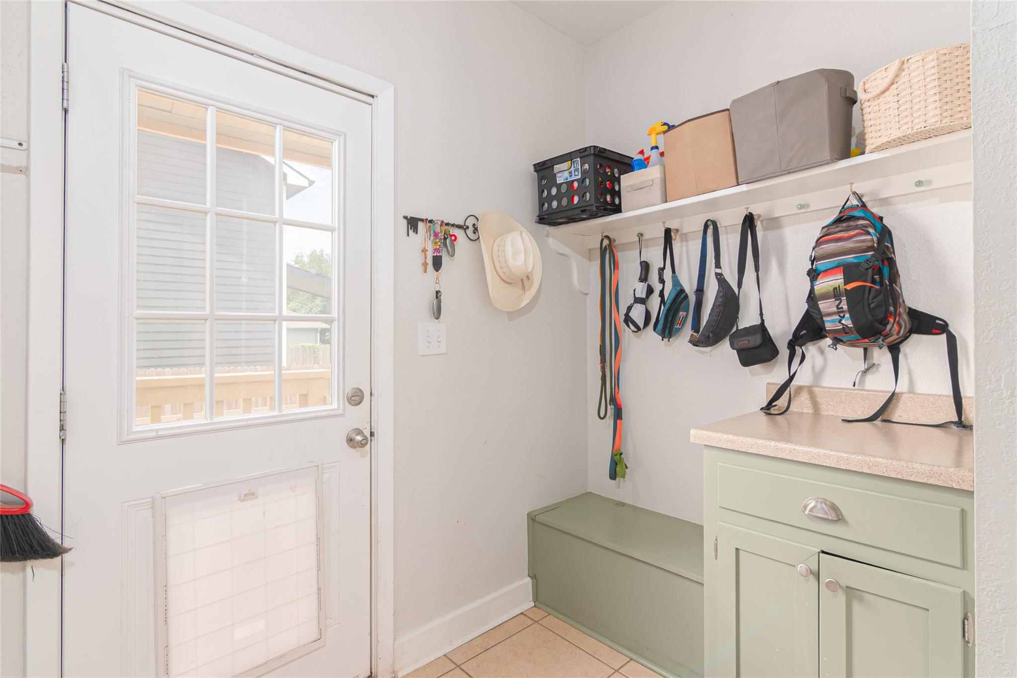 Image 8 of 26 For 204 Prim Rose St