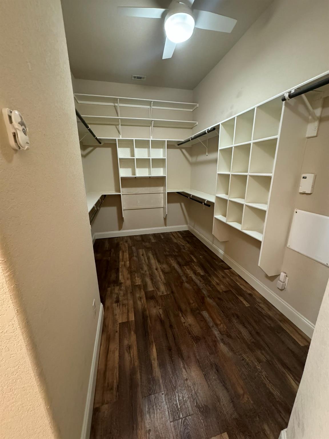 Image 12 of 18 For 28815 Chaffin Light