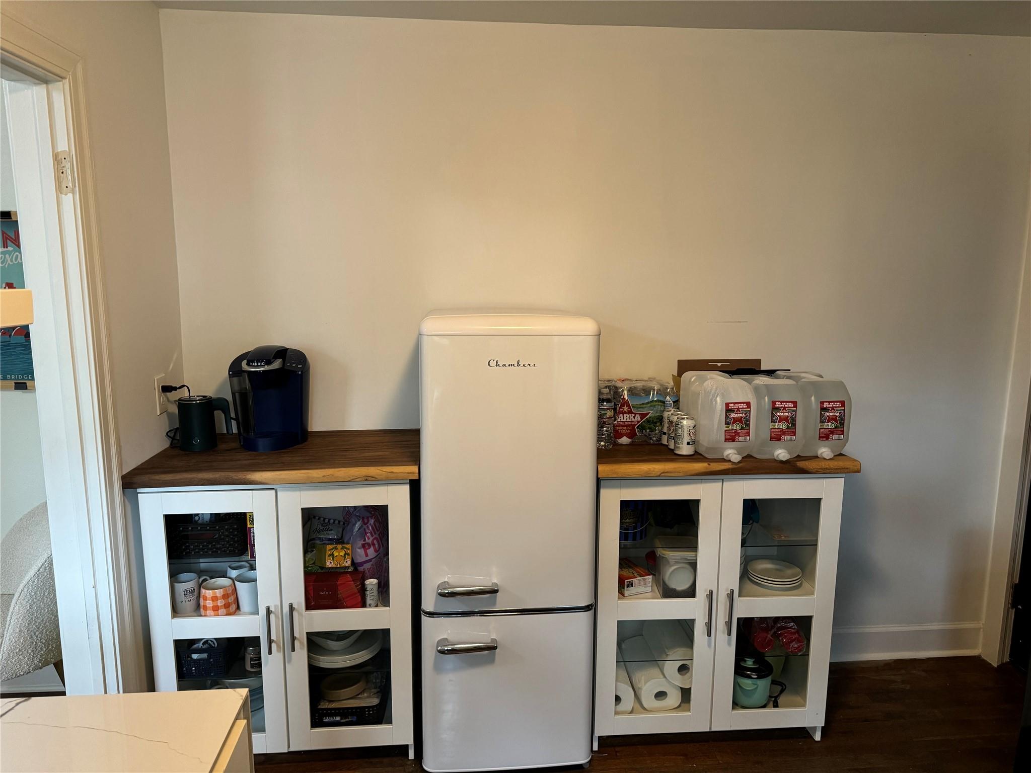 Image 10 of 14 For 1308 Navasota St