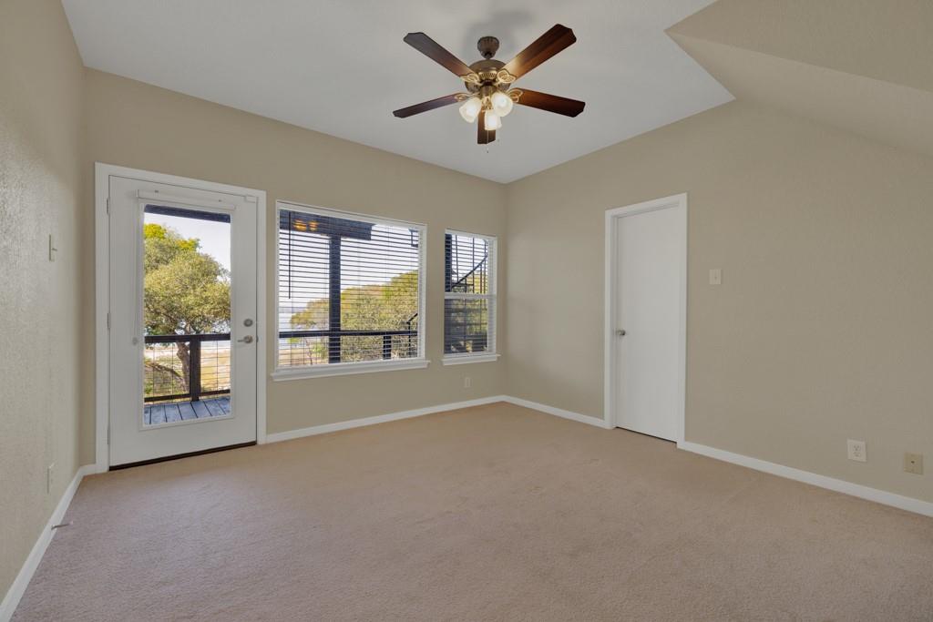 Image 14 of 40 For 925 & 913 Glenn Dr