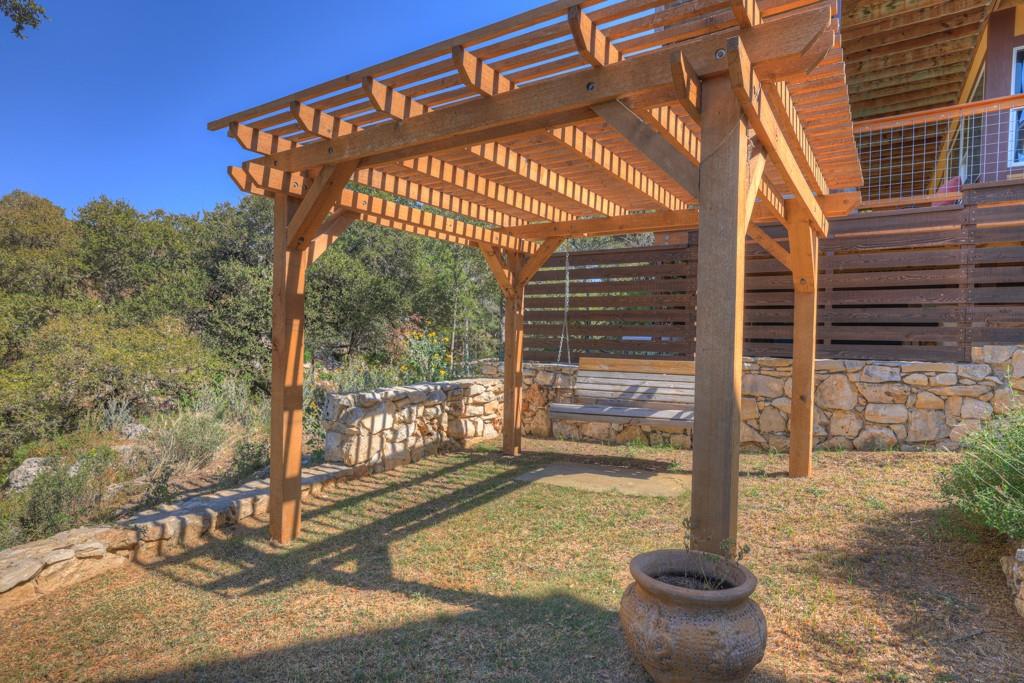 Image 30 of 40 For 925 & 913 Glenn Dr