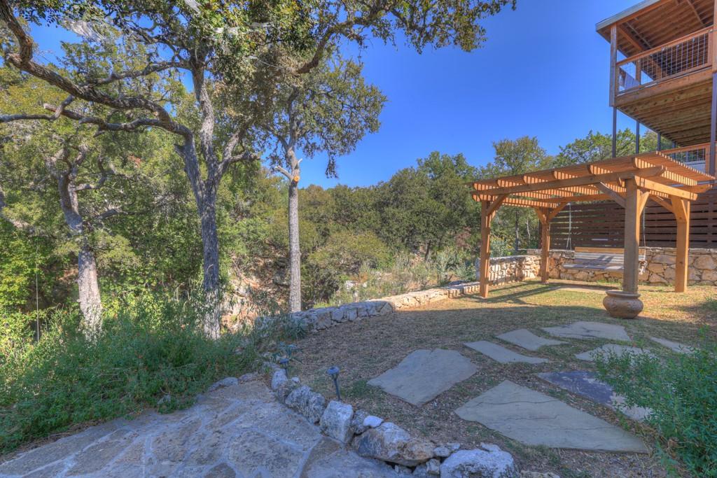 Image 37 of 40 For 925 & 913 Glenn Dr