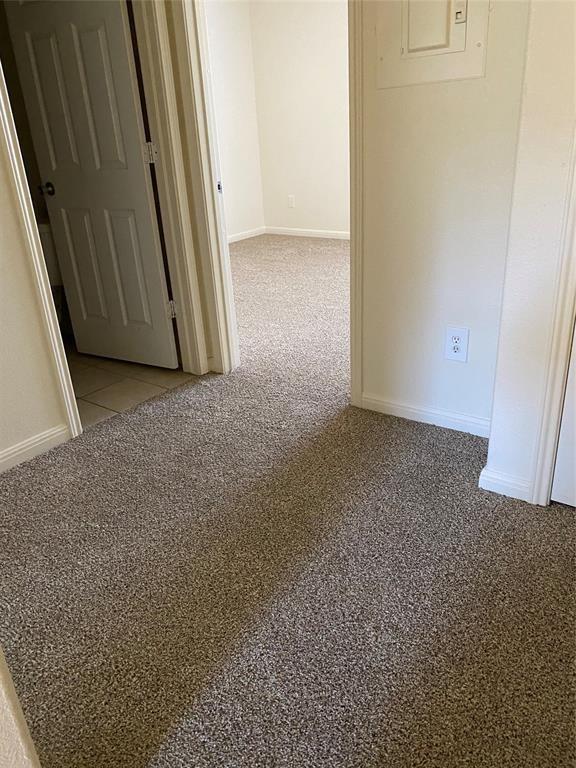 Image 3 of 5 For 900 Pecan St 101