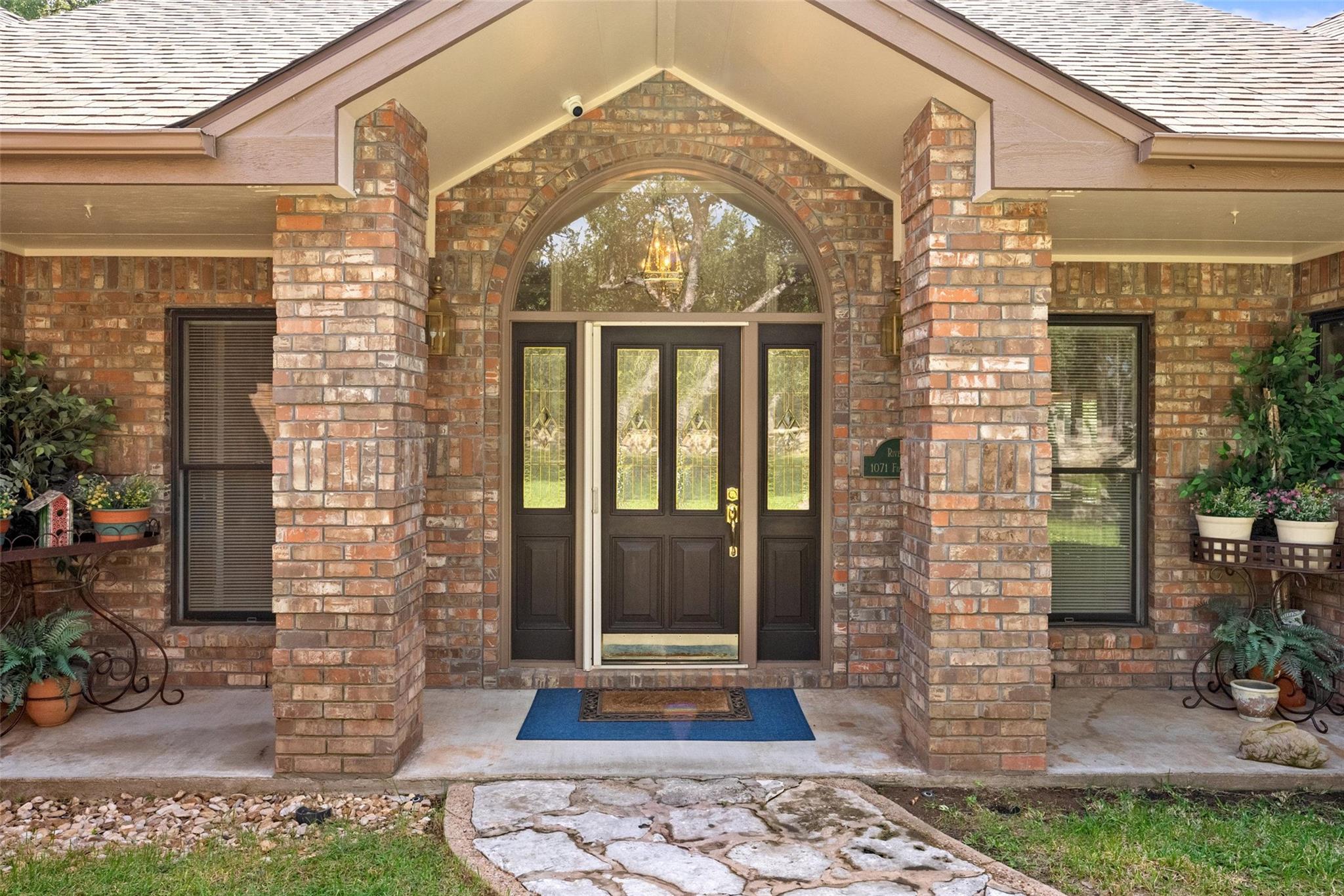 Image 12 of 40 For 1071 Fieldstone Dr