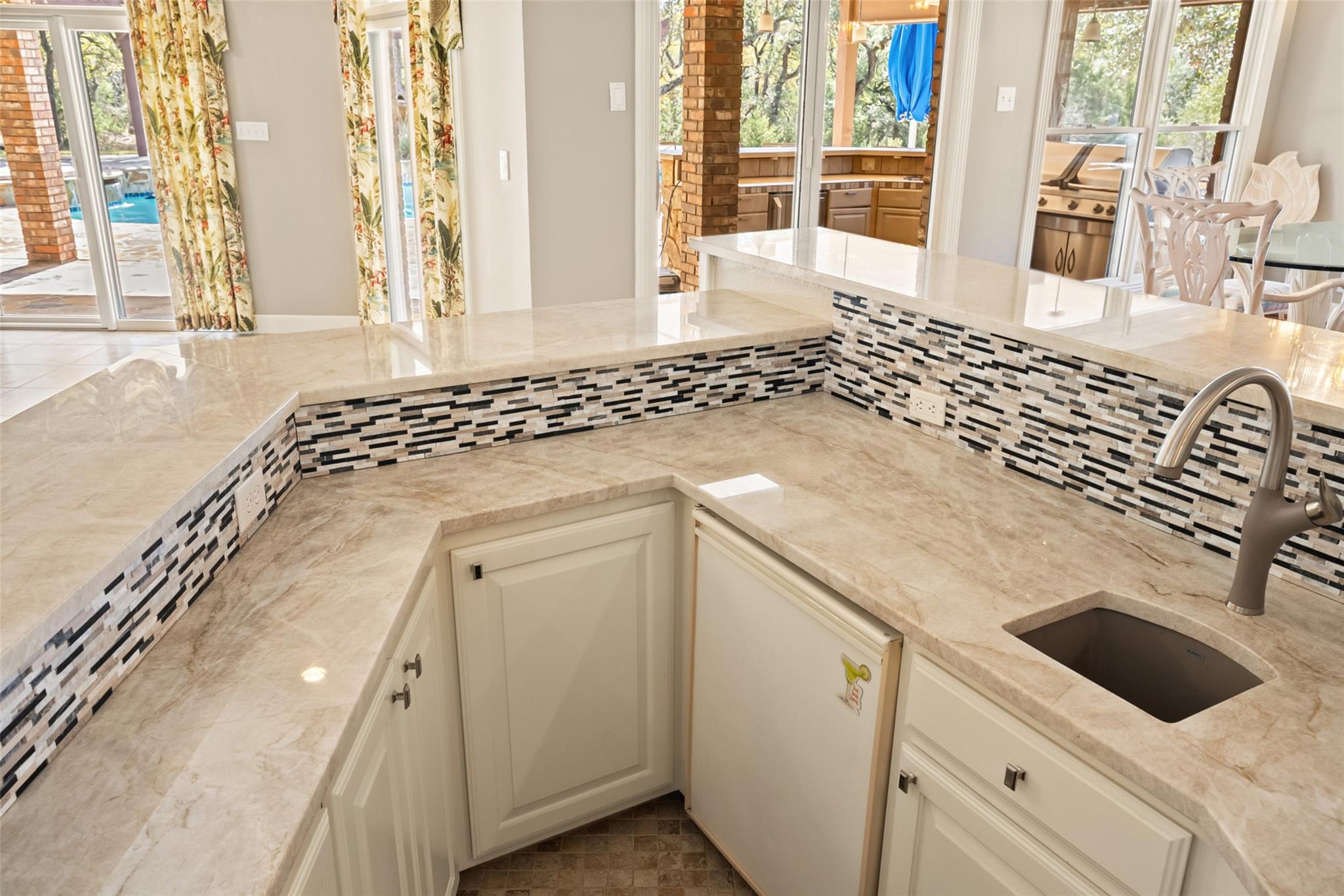 Image 19 of 40 For 1071 Fieldstone Dr