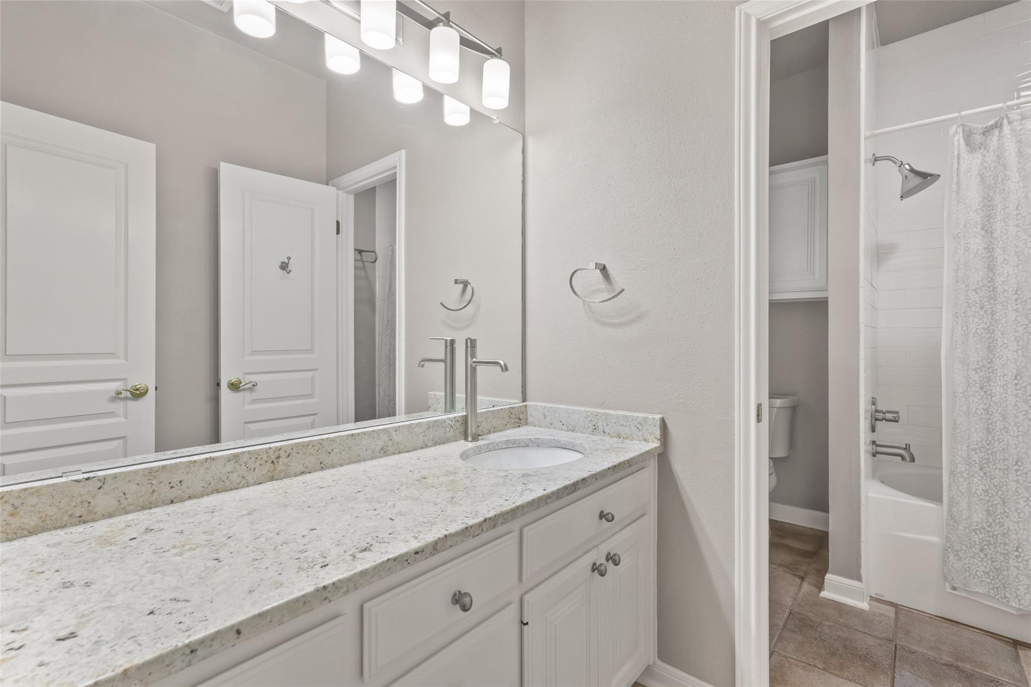 Image 36 of 40 For 1071 Fieldstone Dr