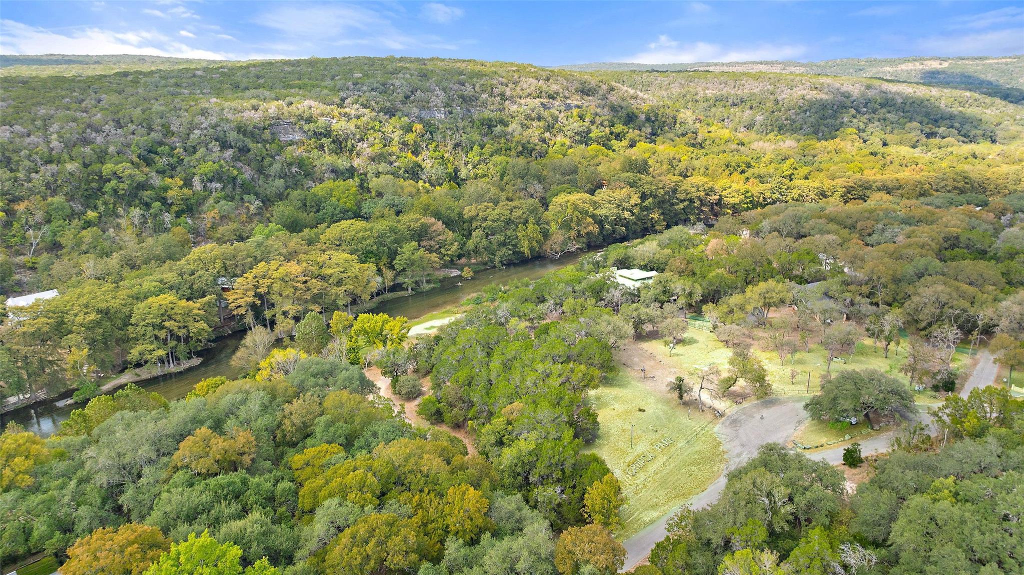 Image 5 of 40 For 1071 Fieldstone Dr