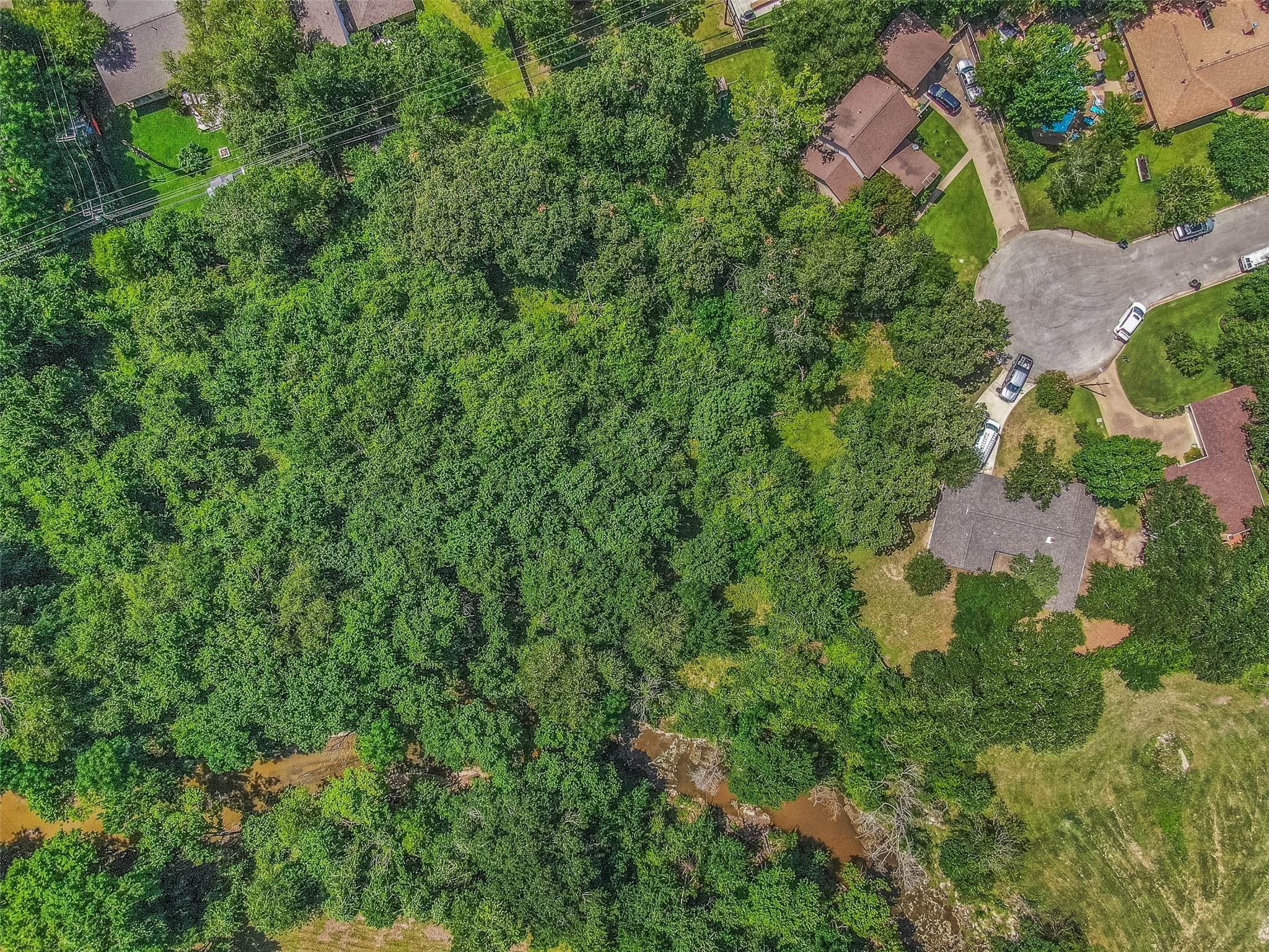 Image 4 of 6 For 3814 Valley Oaks Dr