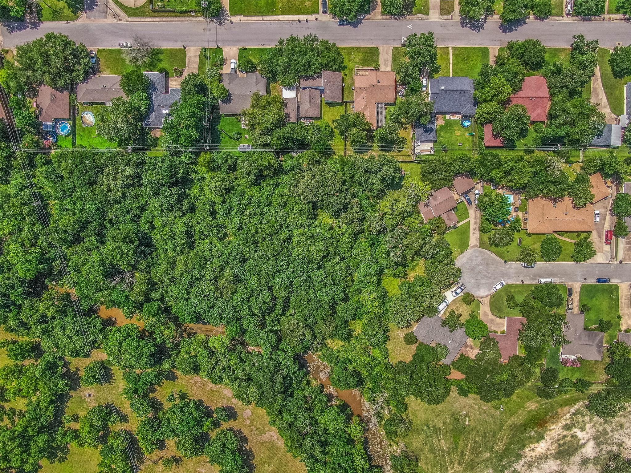 Image 6 of 6 For 3814 Valley Oaks Dr