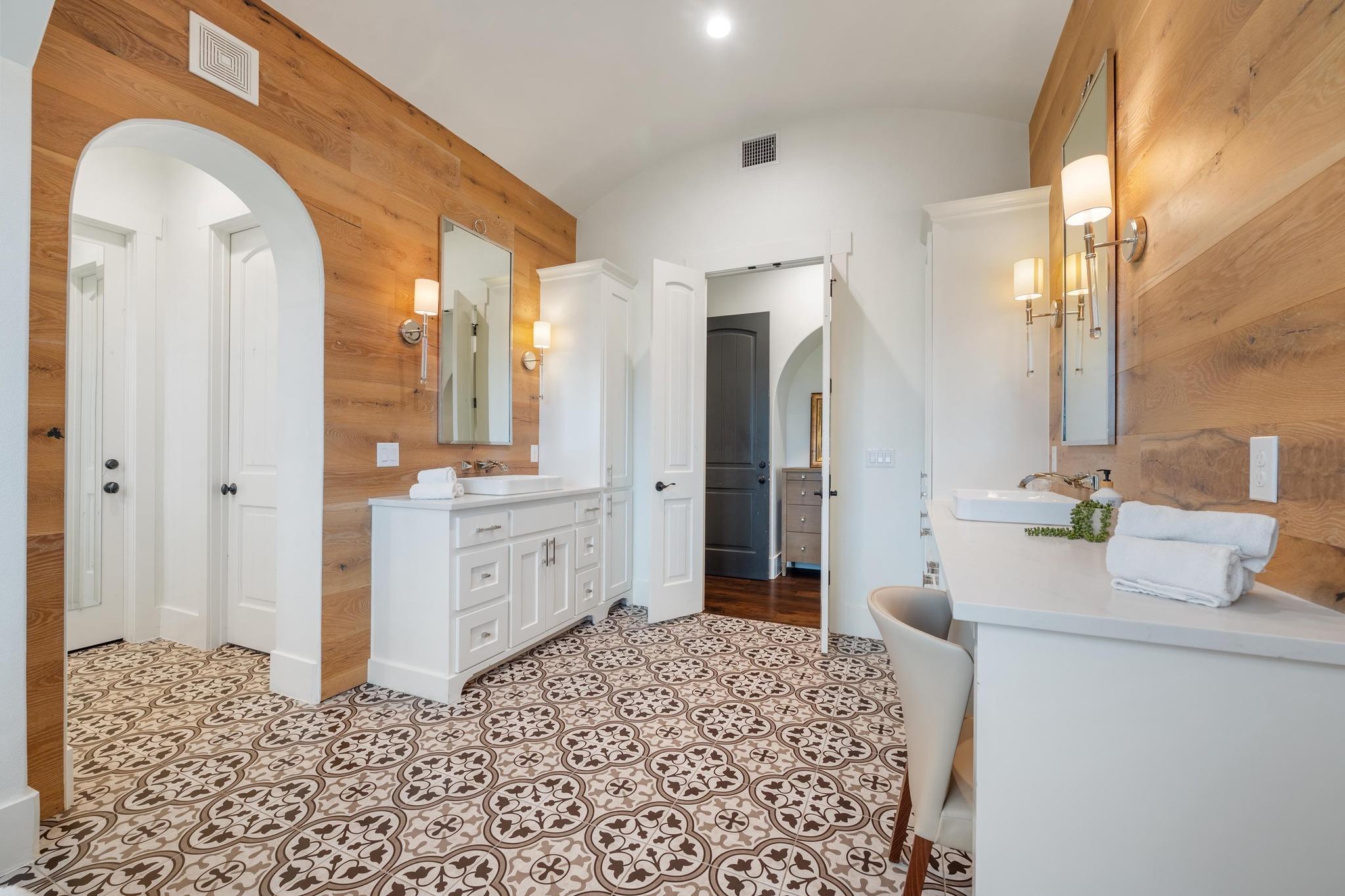 Image 16 of 36 For 242 Winning Colors