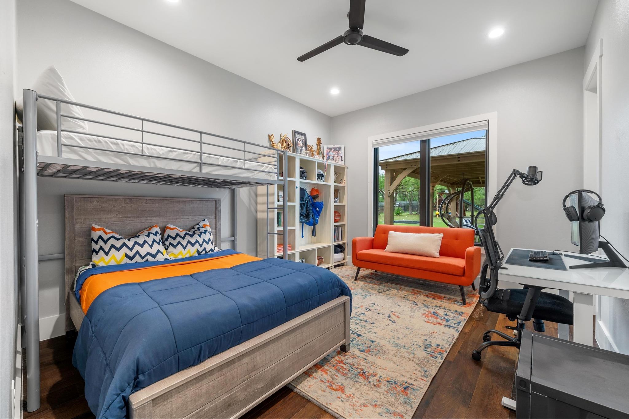 Image 20 of 36 For 242 Winning Colors