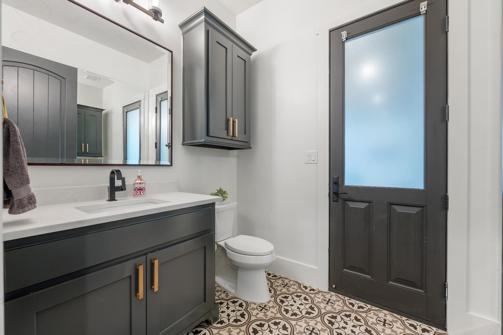 Image 21 of 36 For 242 Winning Colors