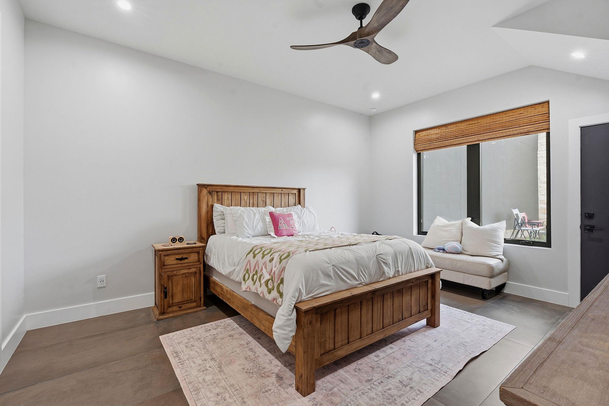 Image 24 of 37 For 194 Placid Way