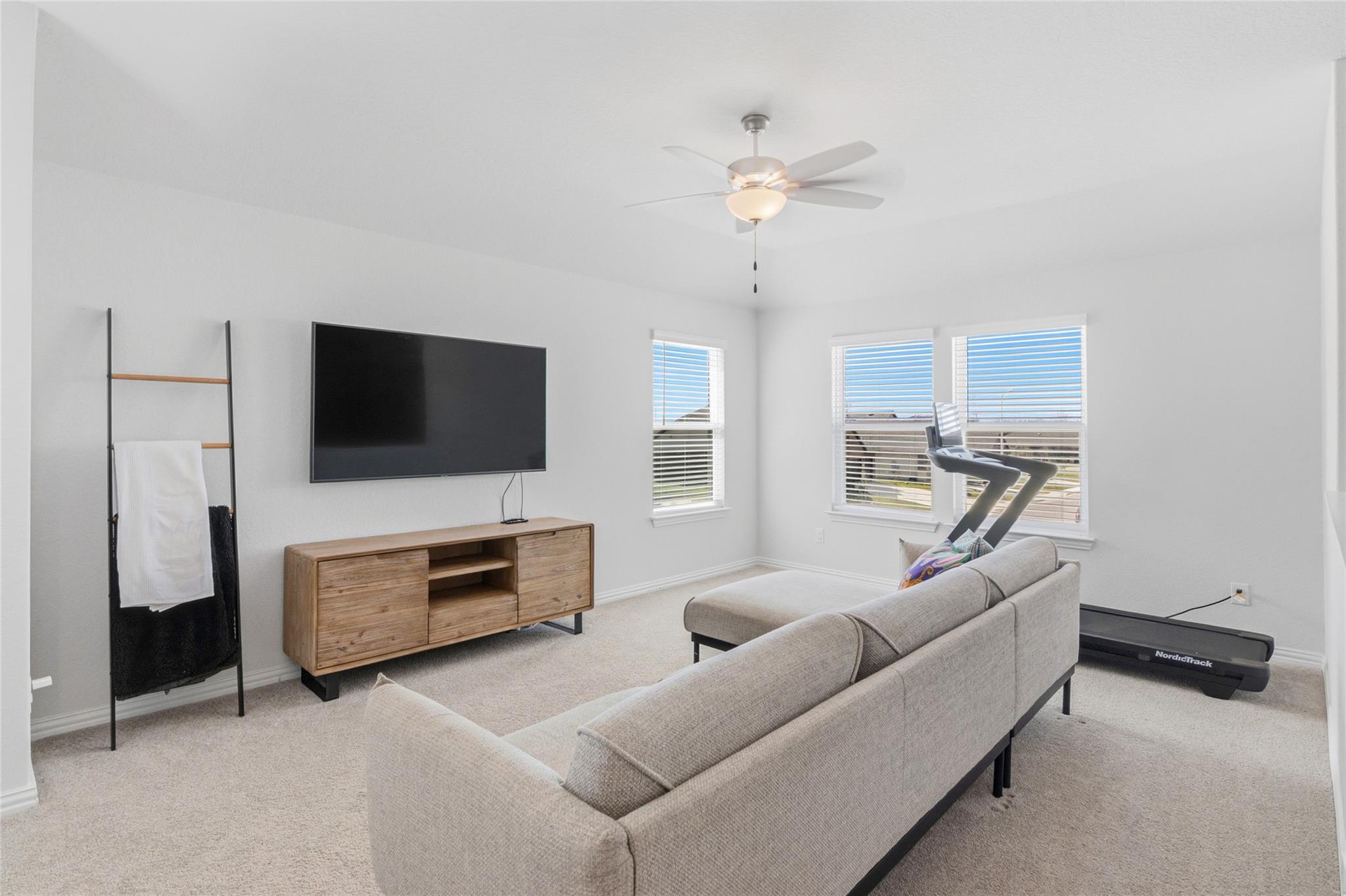 Image 17 of 37 For 1314 Cottonseed St