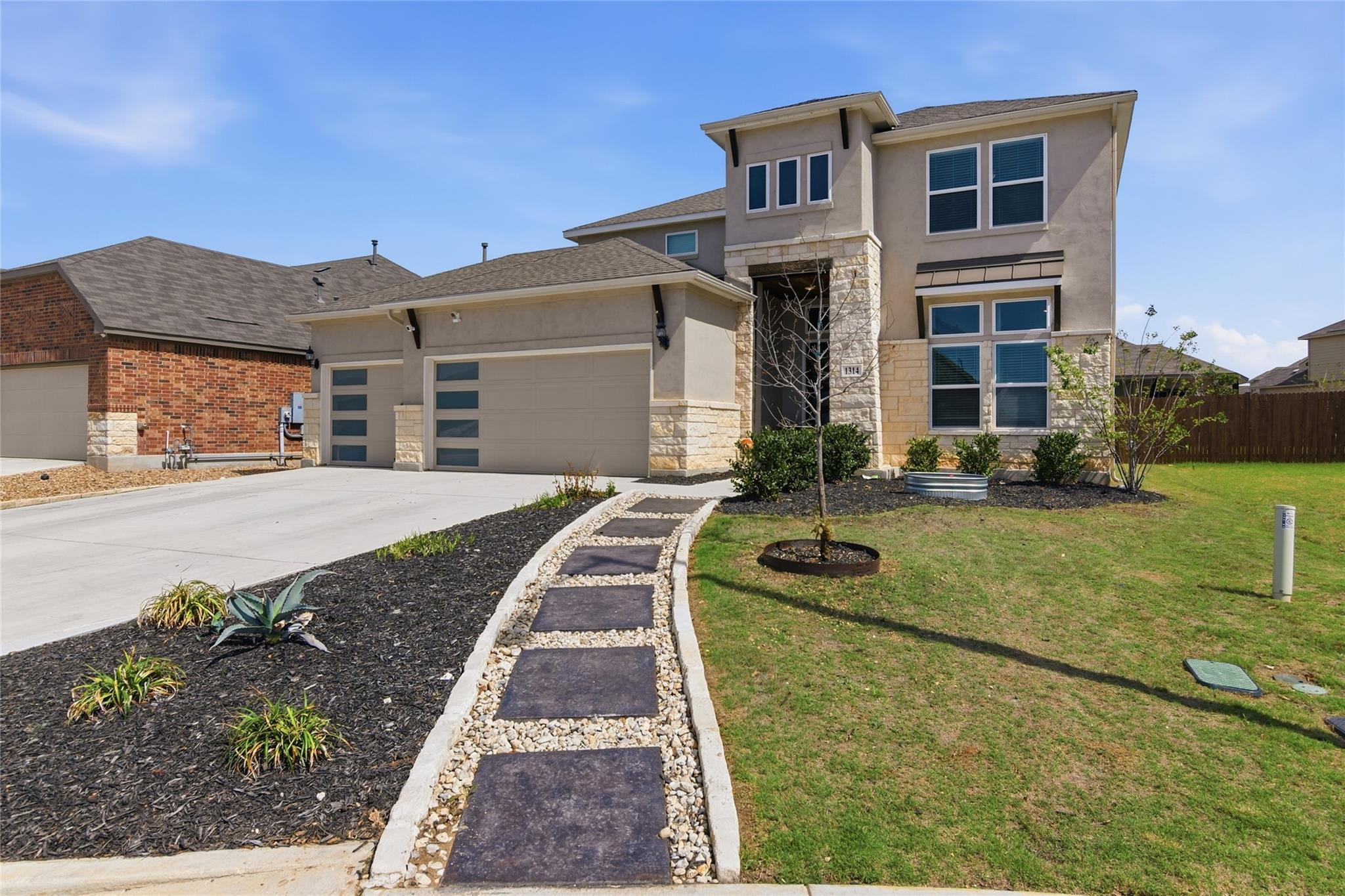 Image 3 of 37 For 1314 Cottonseed St