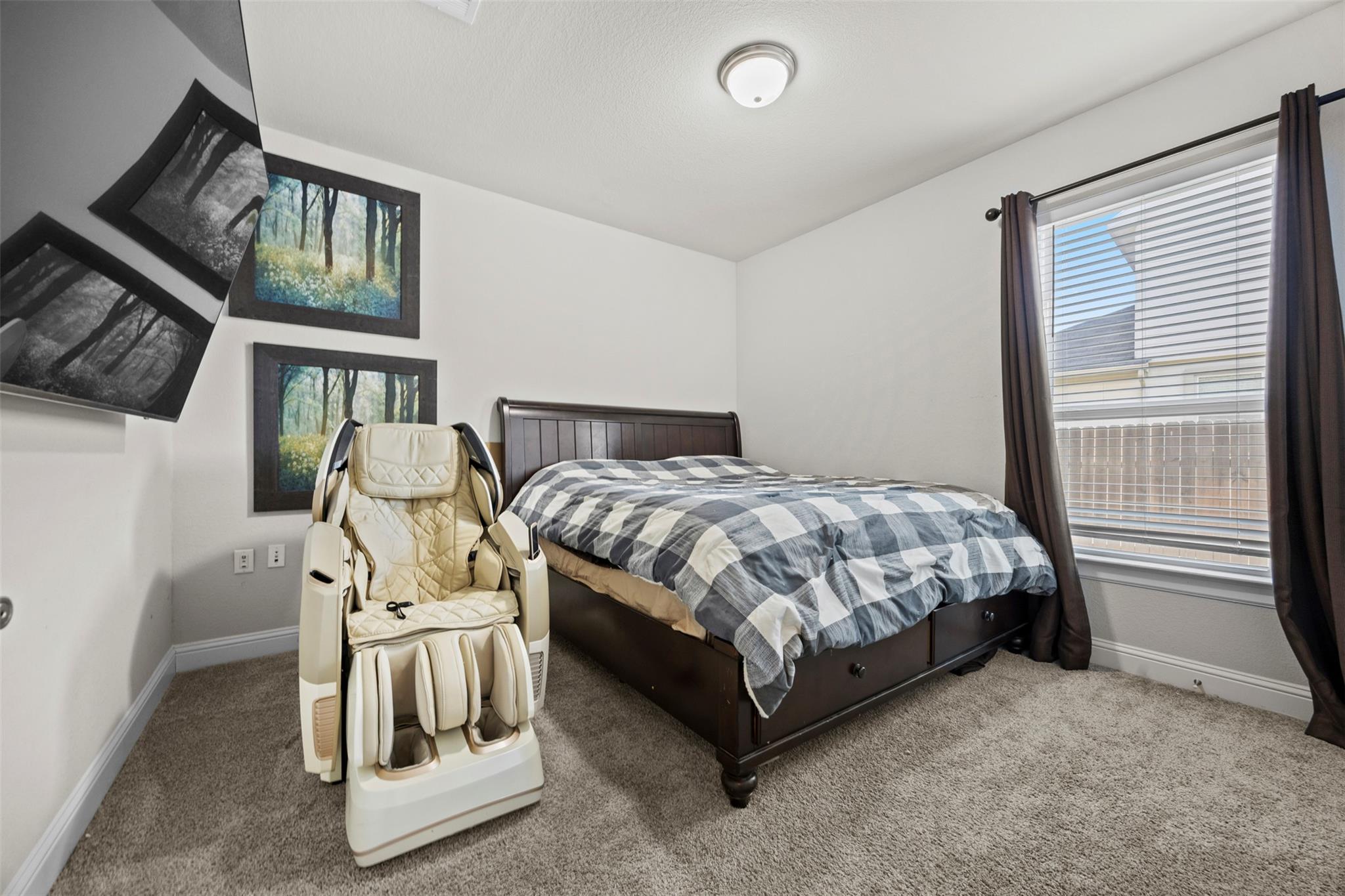 Image 16 of 26 For 5728 Toscana Trce