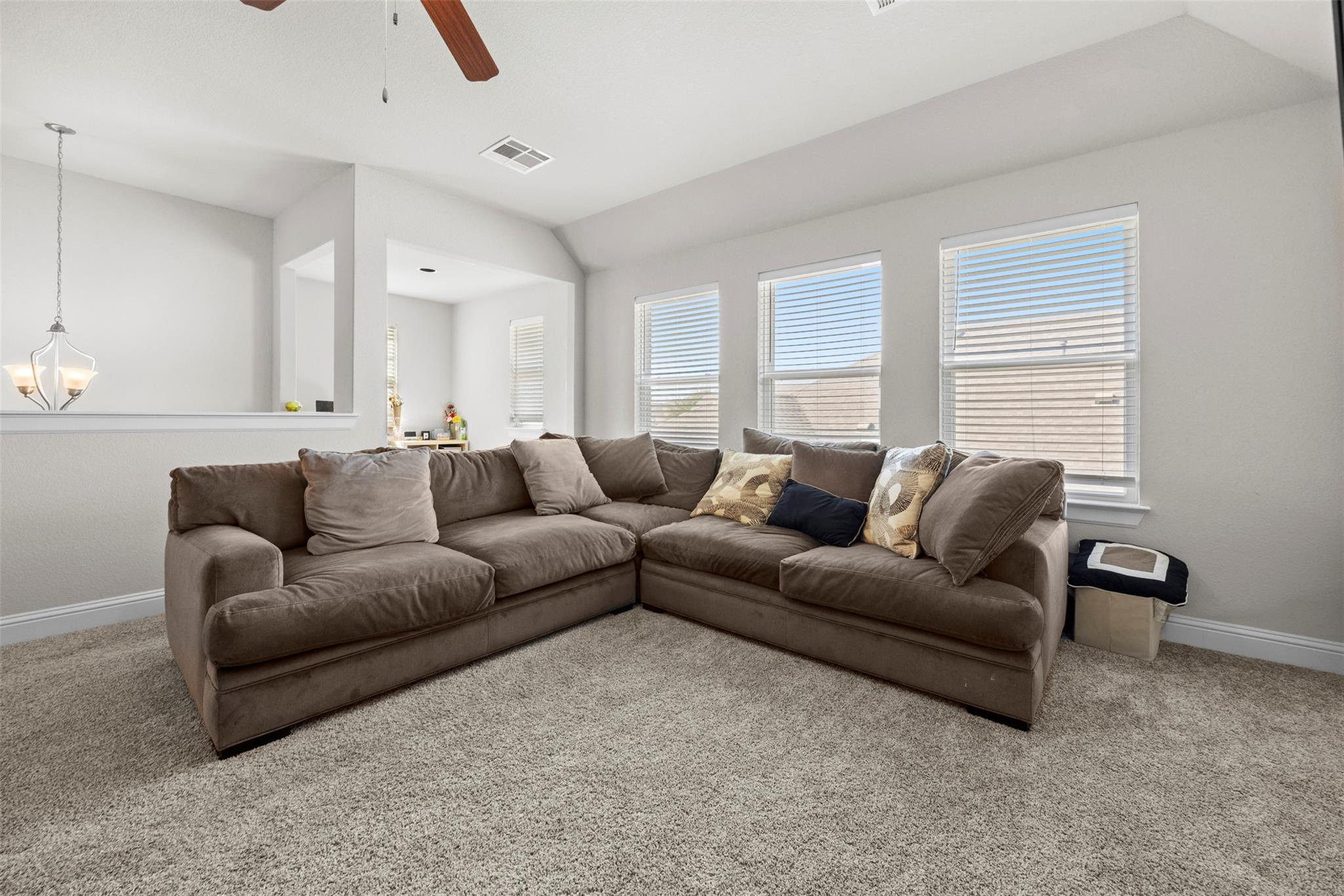 Image 19 of 26 For 5728 Toscana Trce