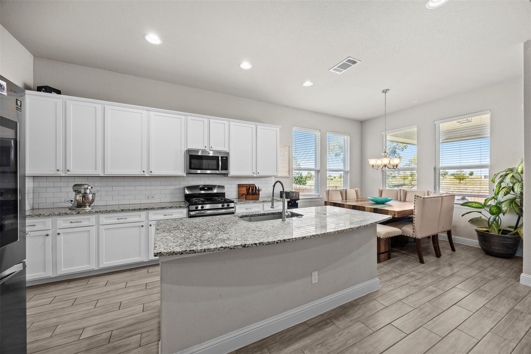 Image 6 of 26 For 5728 Toscana Trce