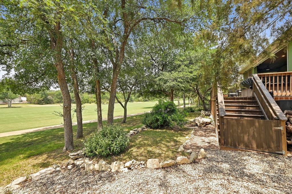 Image 29 of 39 For 118 John Bird