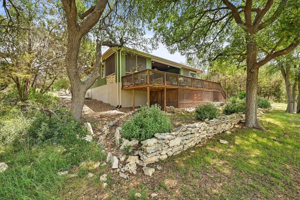 Image 30 of 39 For 118 John Bird