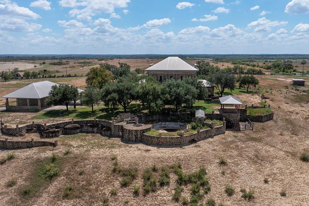 Details for 6887 Von Ormy Rd, Von Ormy, TX 78073